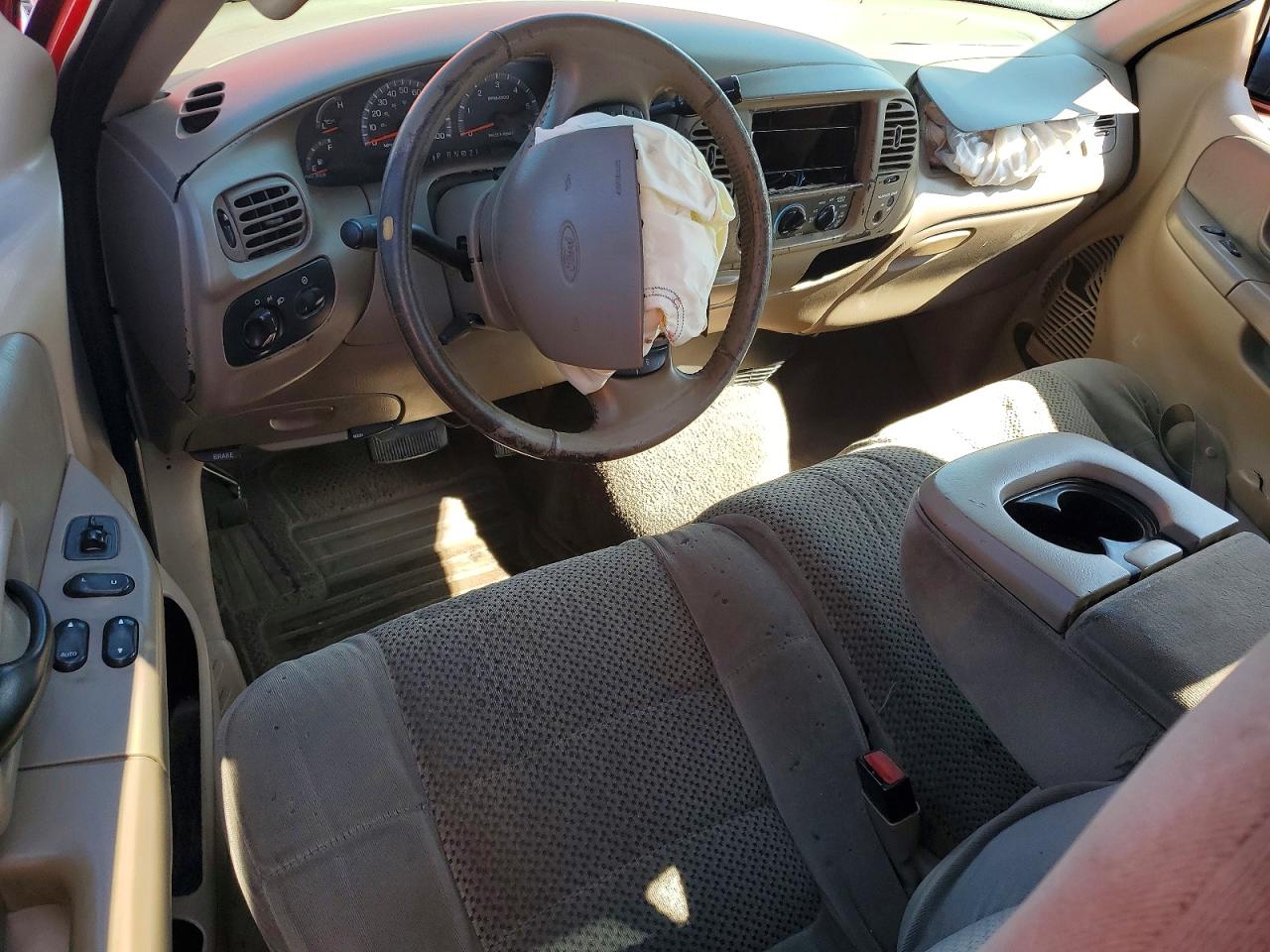 2001 Ford F150 Красный vin: 3FTRF17W31MA62724