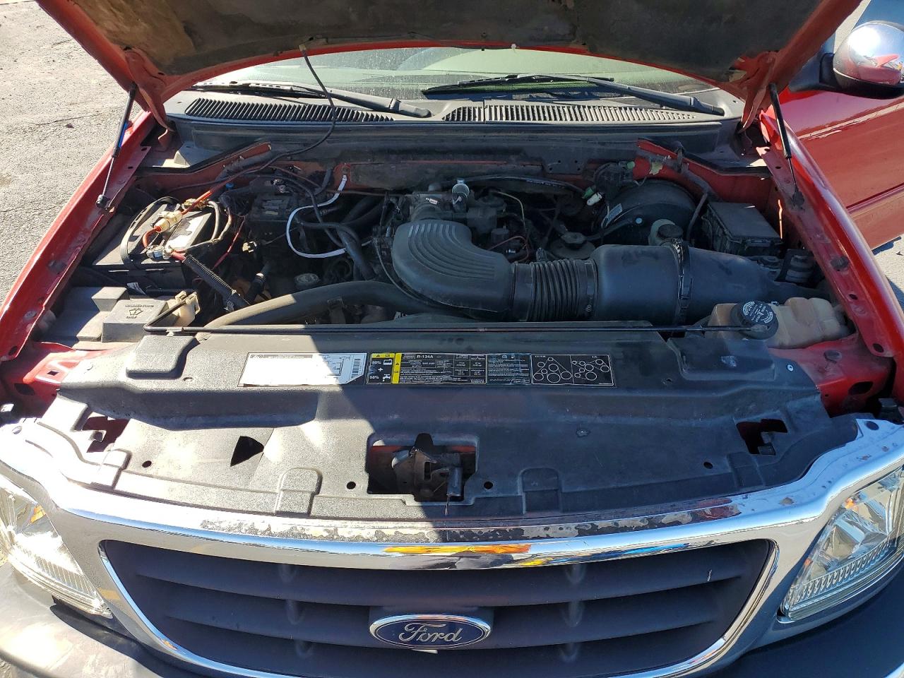 2001 Ford F150 Красный vin: 3FTRF17W31MA62724