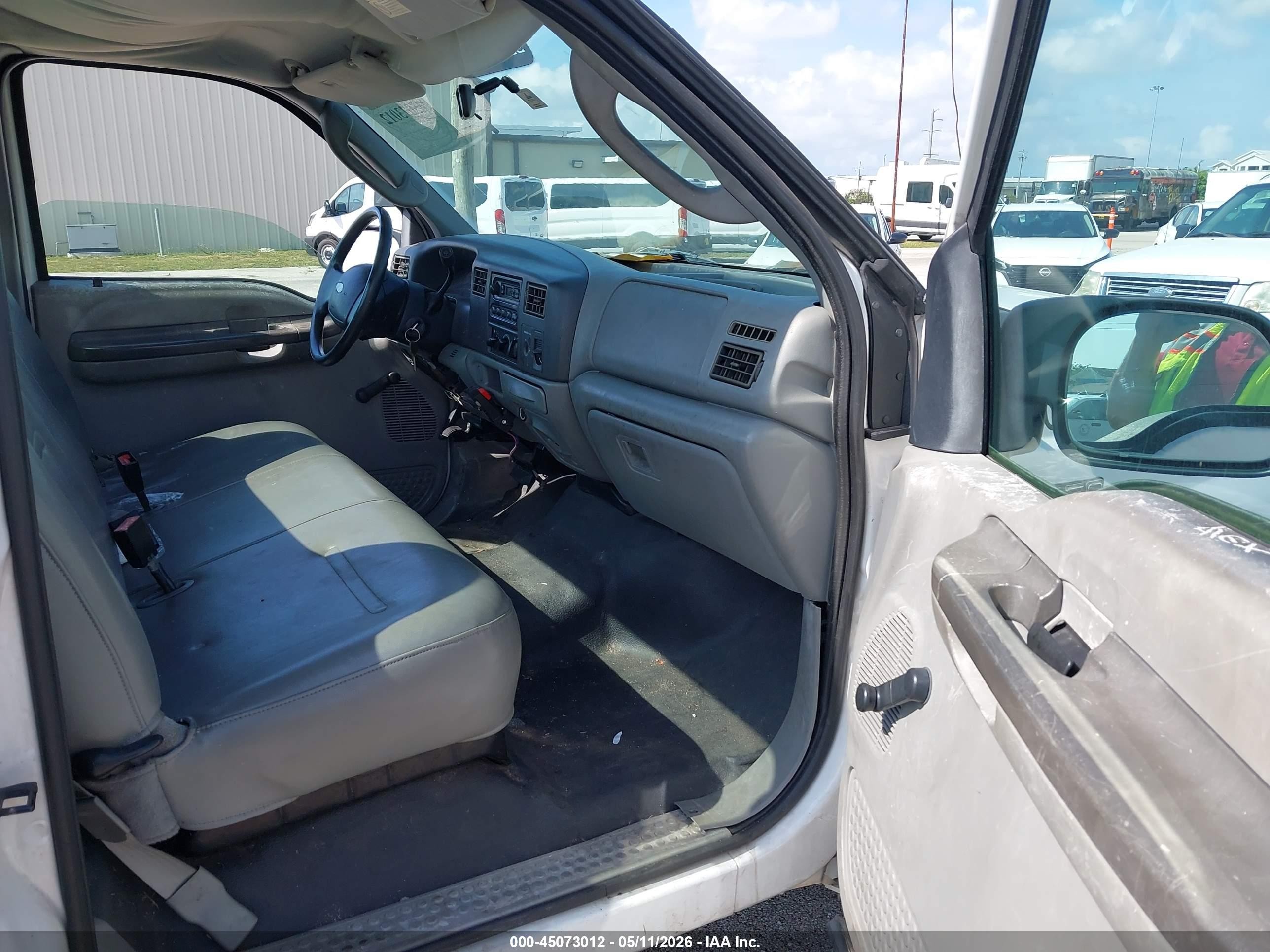2003 Ford F-350 Xl/xlt White vin: 3FTSF30LX3MB20554