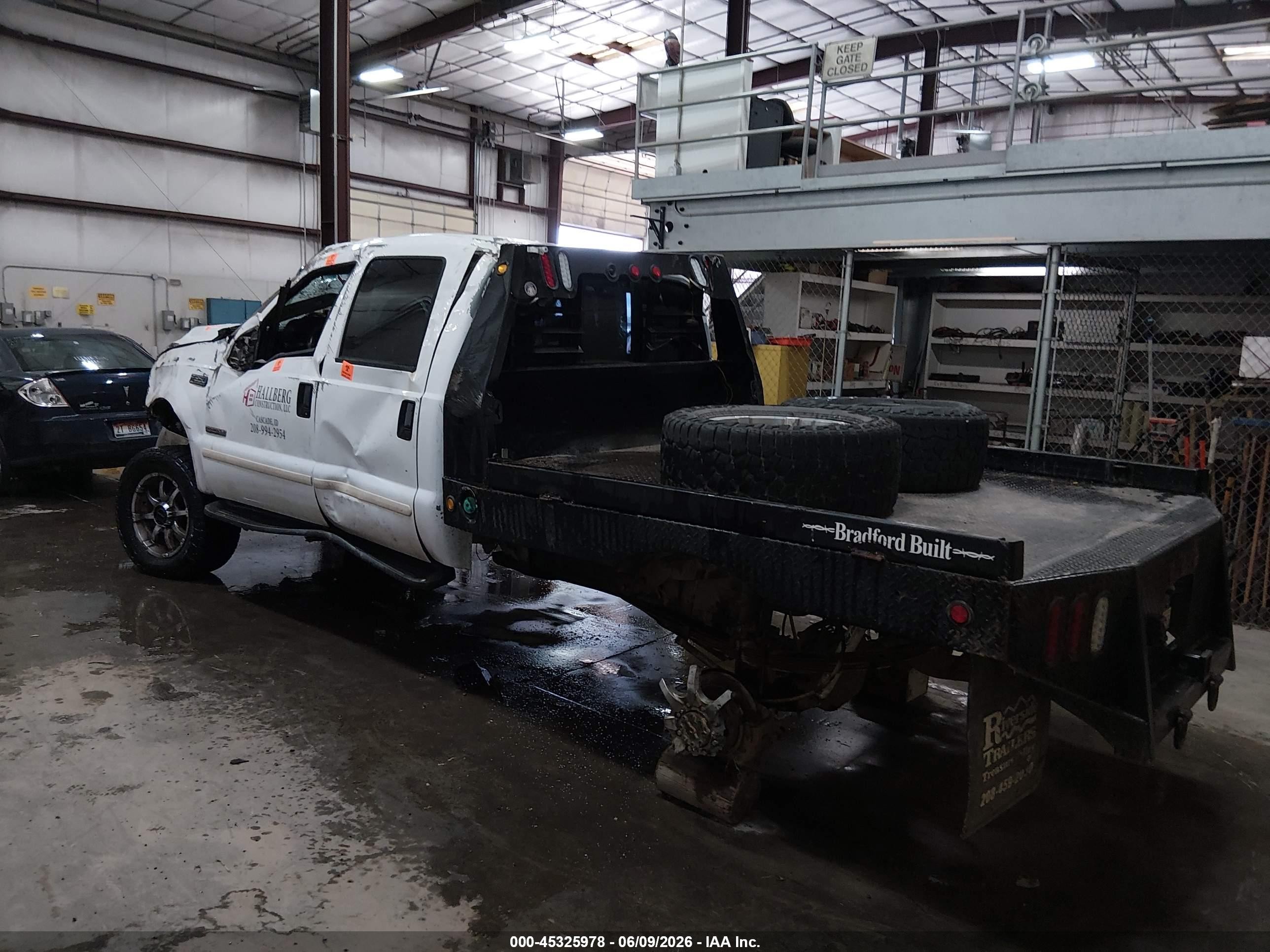 2001 Ford F-350 Lariat/xl/xlt White vin: 3FTSW31F61MA65770