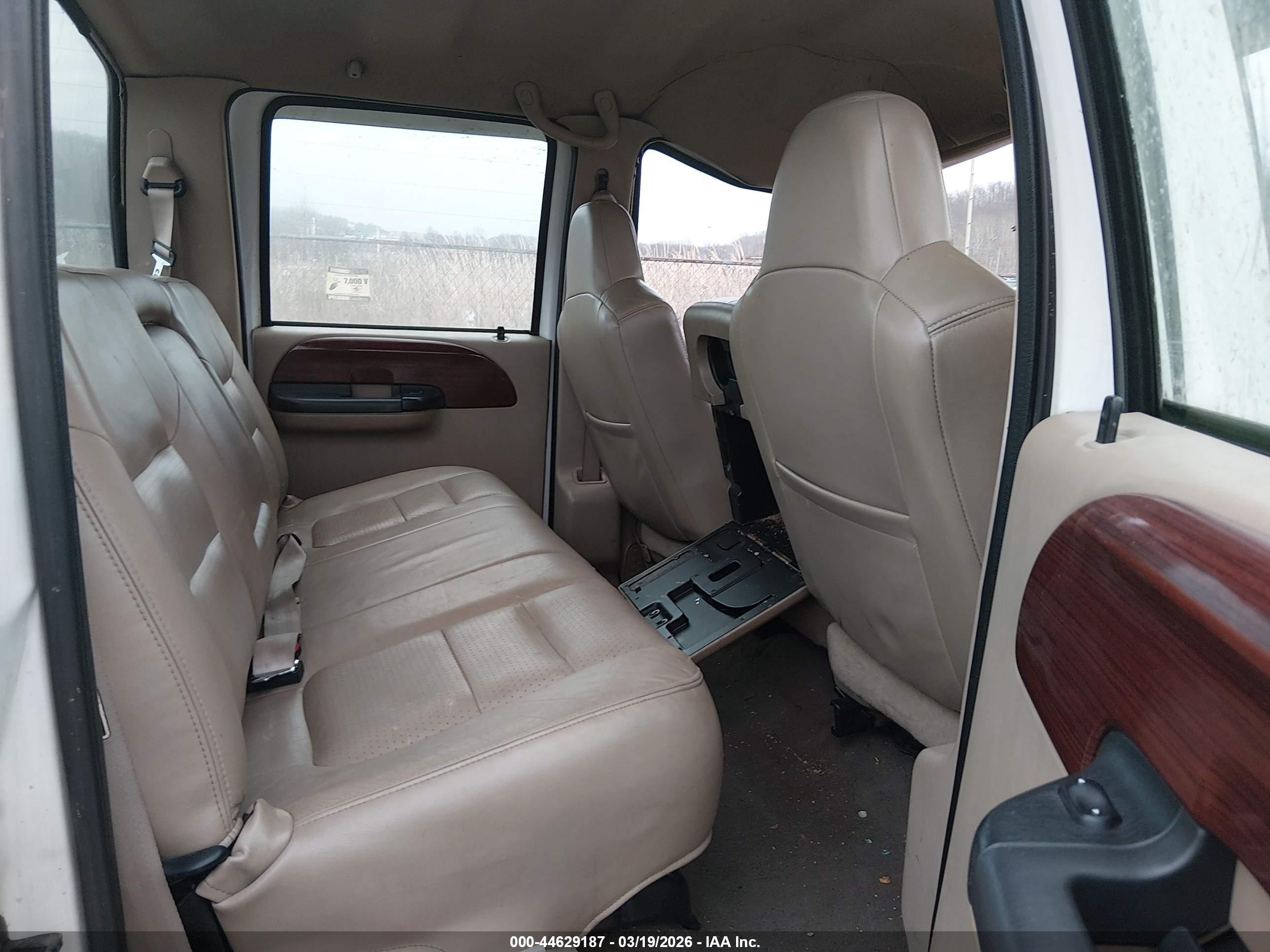 2001 Ford F-350 Lariat/xl/xlt White vin: 3FTSW31F81MA21690