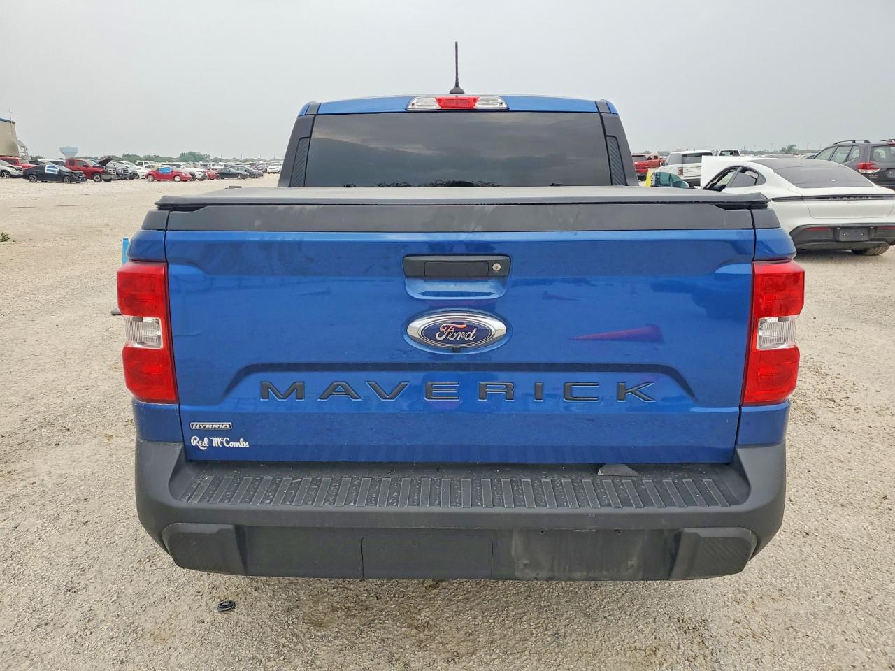 2024 Ford Maverick Xl Blue vin: 3FTTW8A36RRB56415