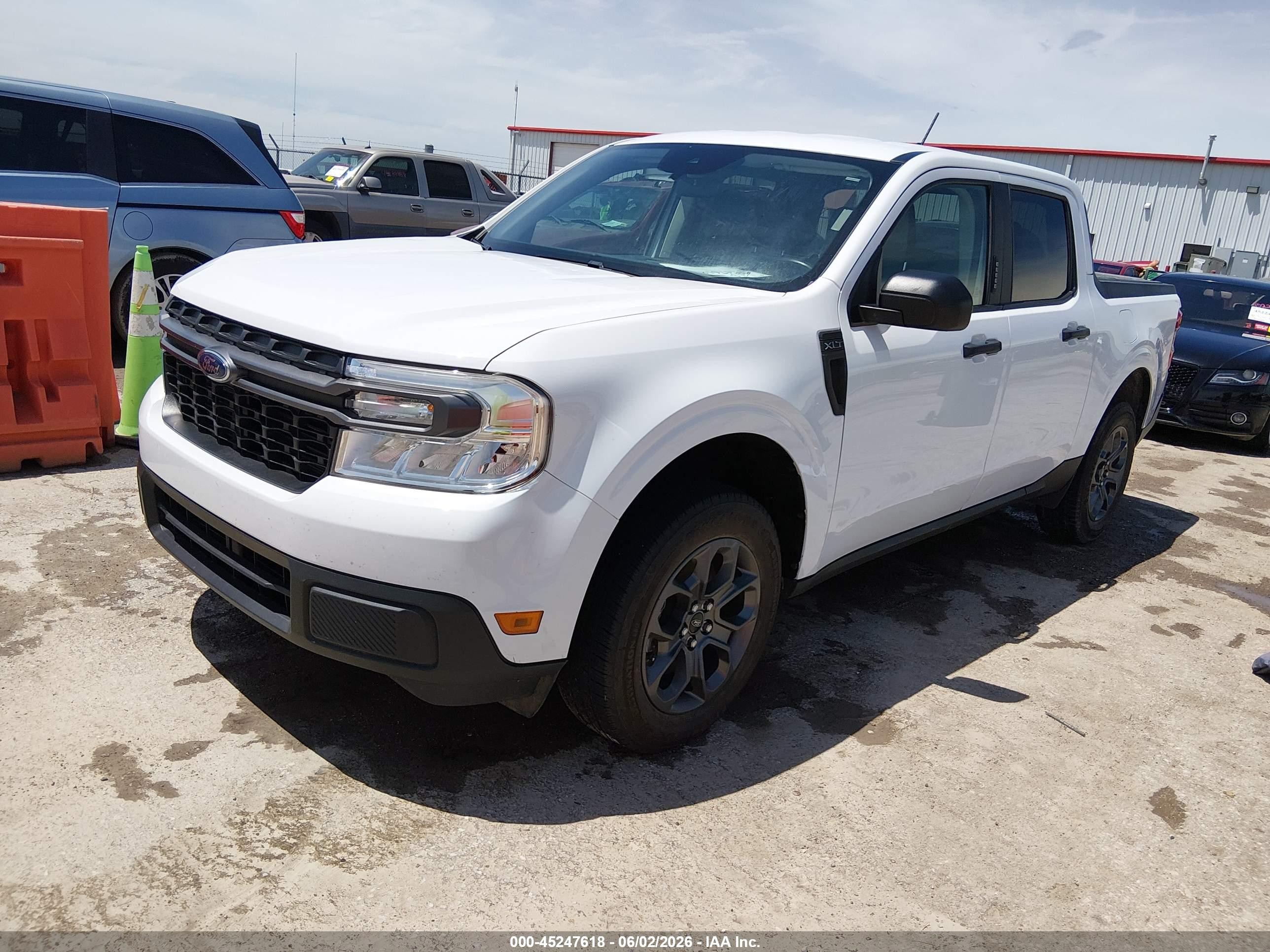 2022 Ford Maverick Xlt White vin: 3FTTW8E38NRA33168