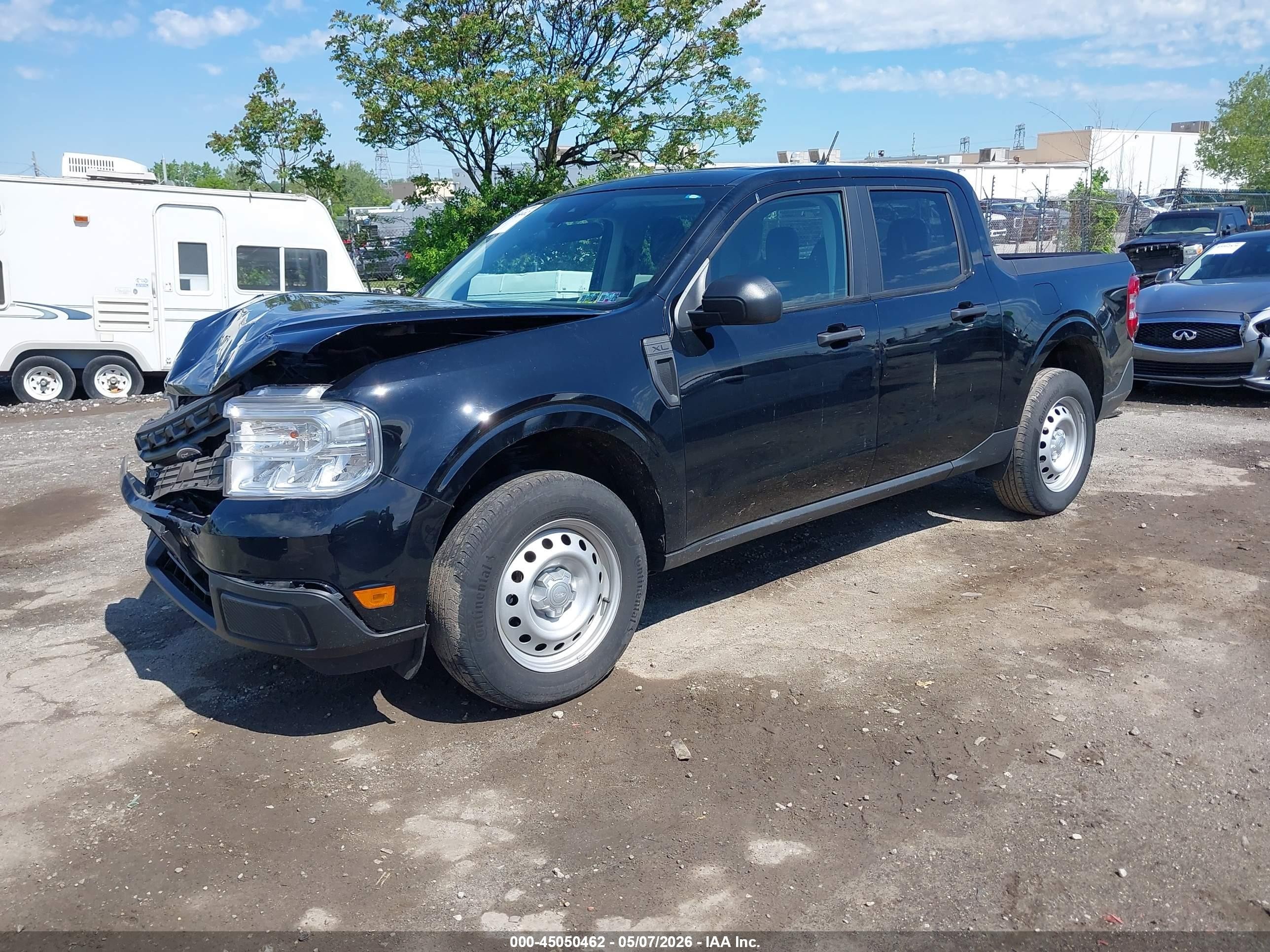 2023 Ford Maverick Xl Черный vin: 3FTTW8E39PRA98419