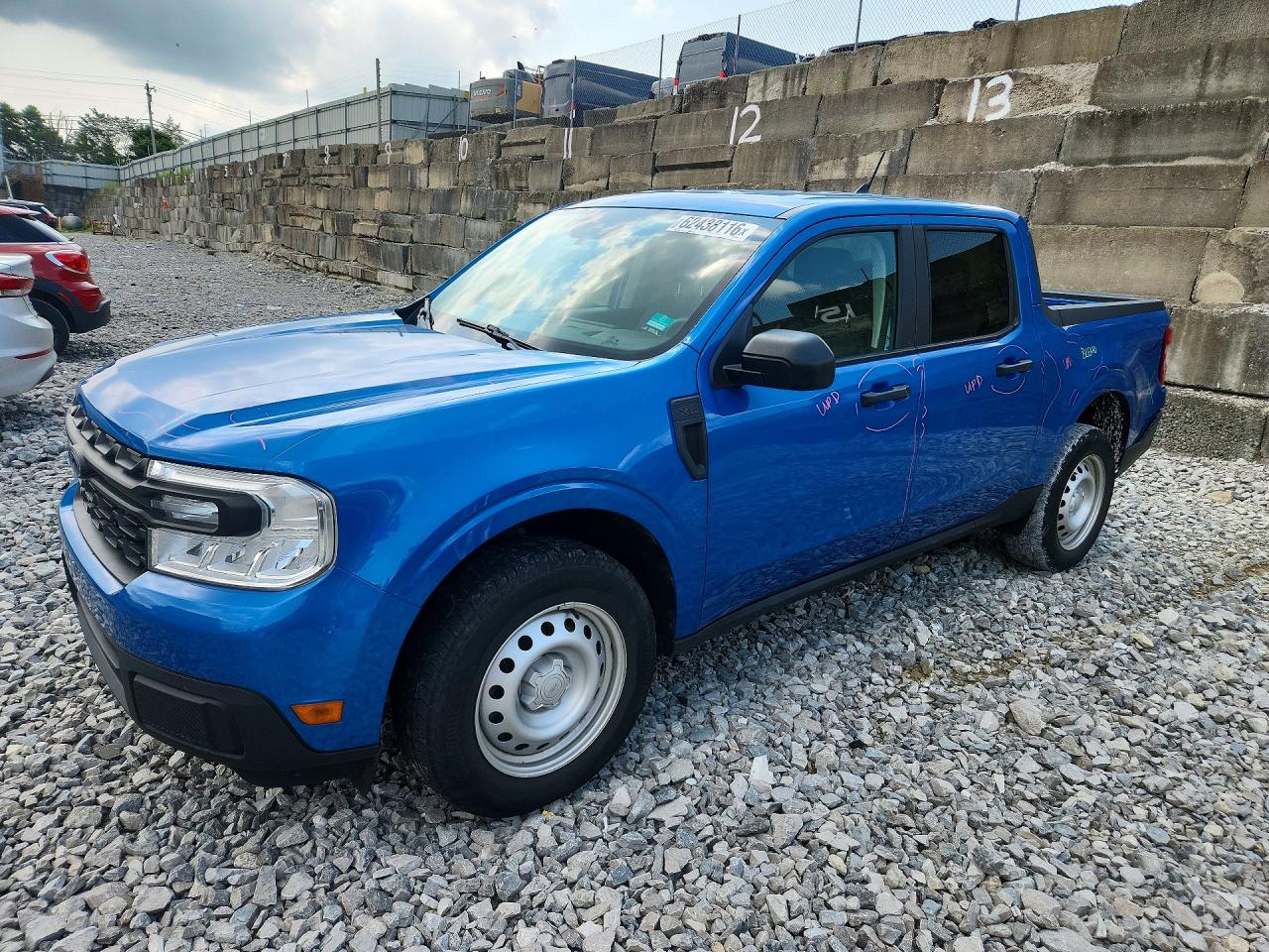 2022 Ford Maverick Xl Blue vin: 3FTTW8E97NRB00041