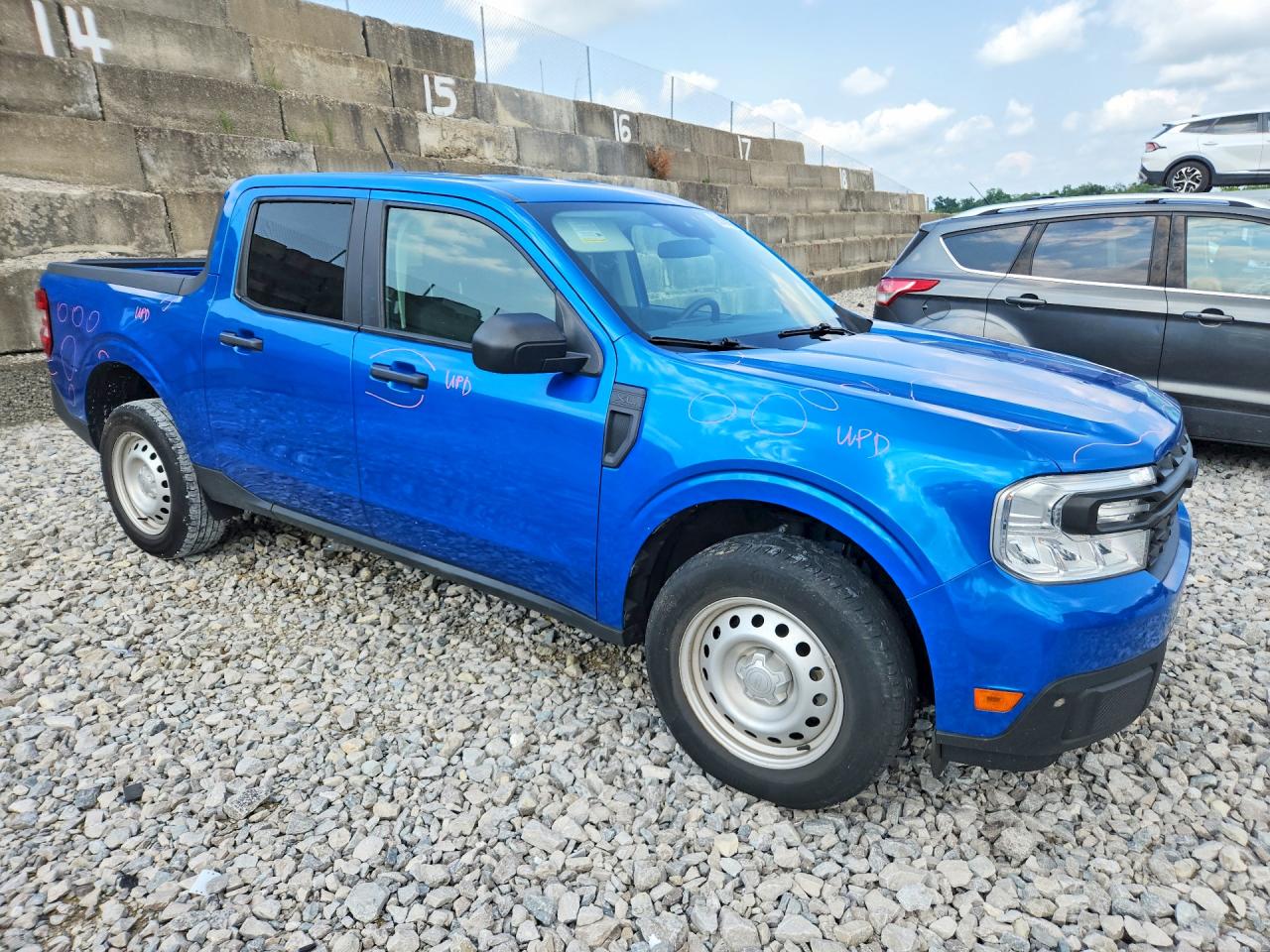 2022 Ford Maverick Xl Blue vin: 3FTTW8E97NRB00041