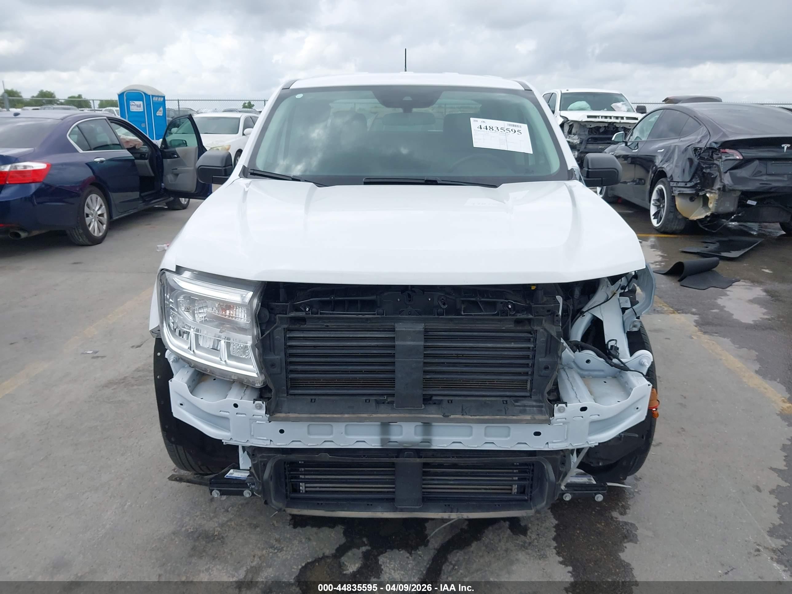 2023 Ford Maverick Xlt White vin: 3FTTW8E99PRA62797