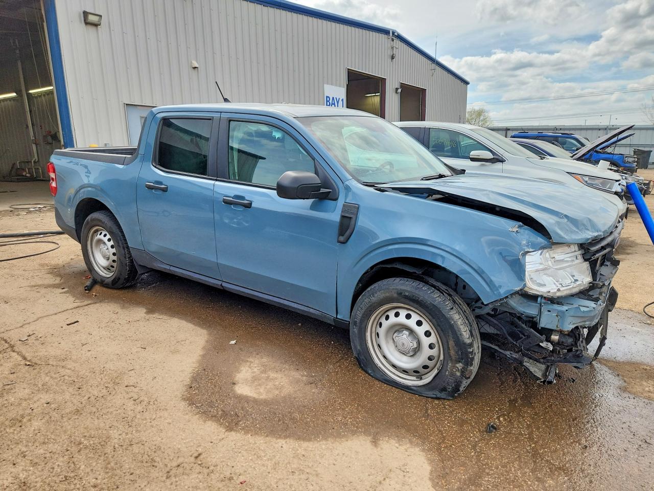 2022 Ford Maverick Xl Blue vin: 3FTTW8F90NRA61307