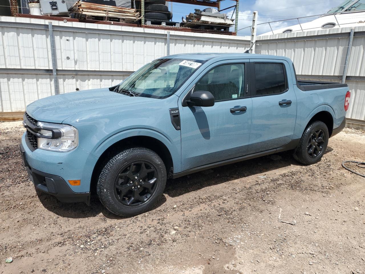 2022 Ford Maverick Xl Gray vin: 3FTTW8F91NRB13009 Damage: Front Bumper, Scraped, 3 To 4 Inches