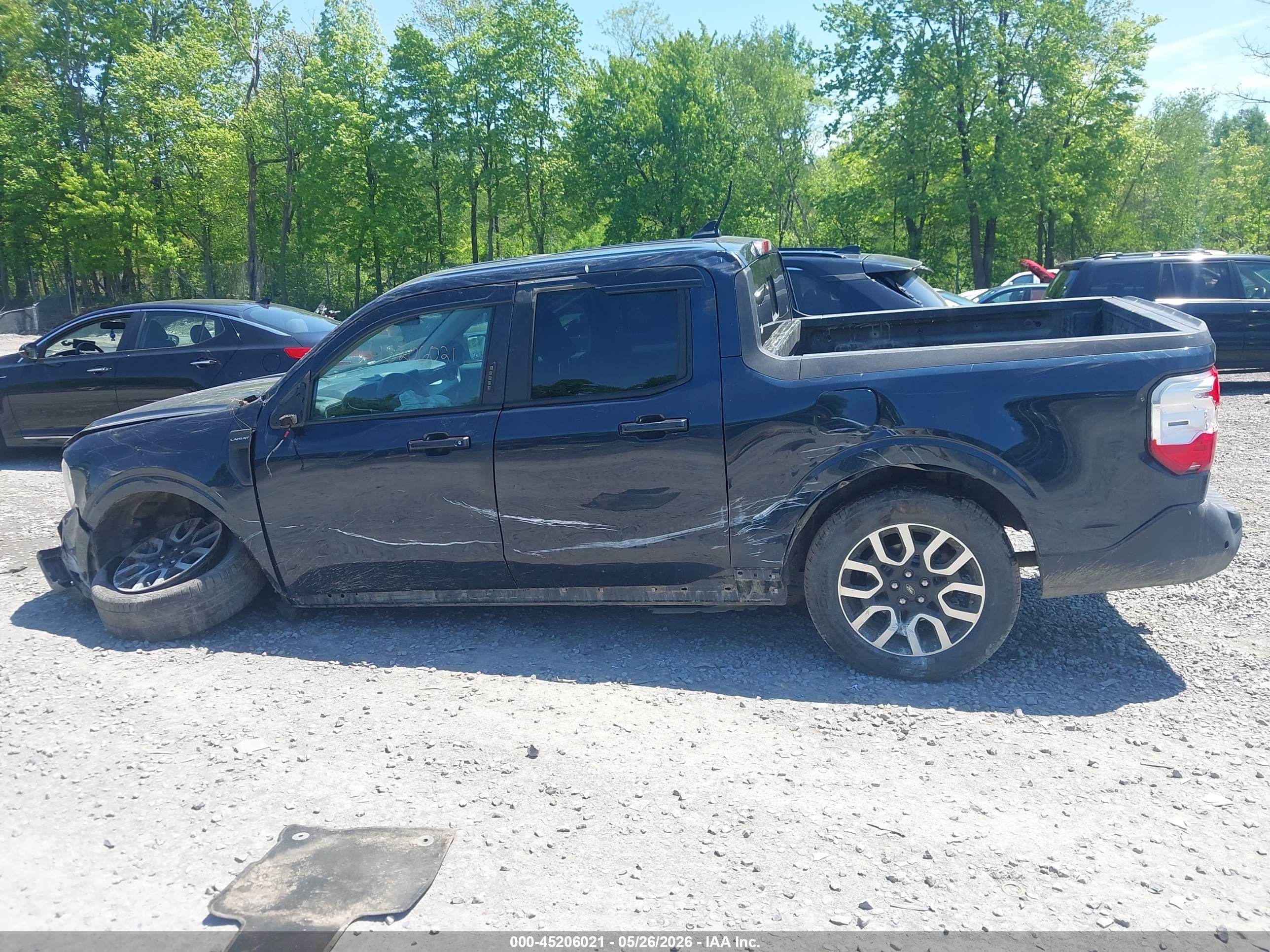 2022 Ford Maverick Lariat Black vin: 3FTTW8F94NRA20601