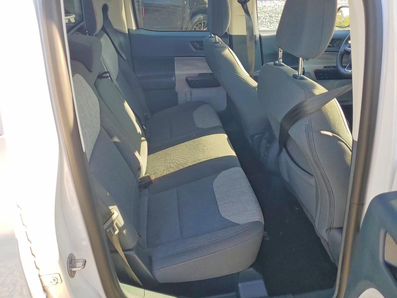 2022 Ford Maverick Xl White vin: 3FTTW8F96NRA86423