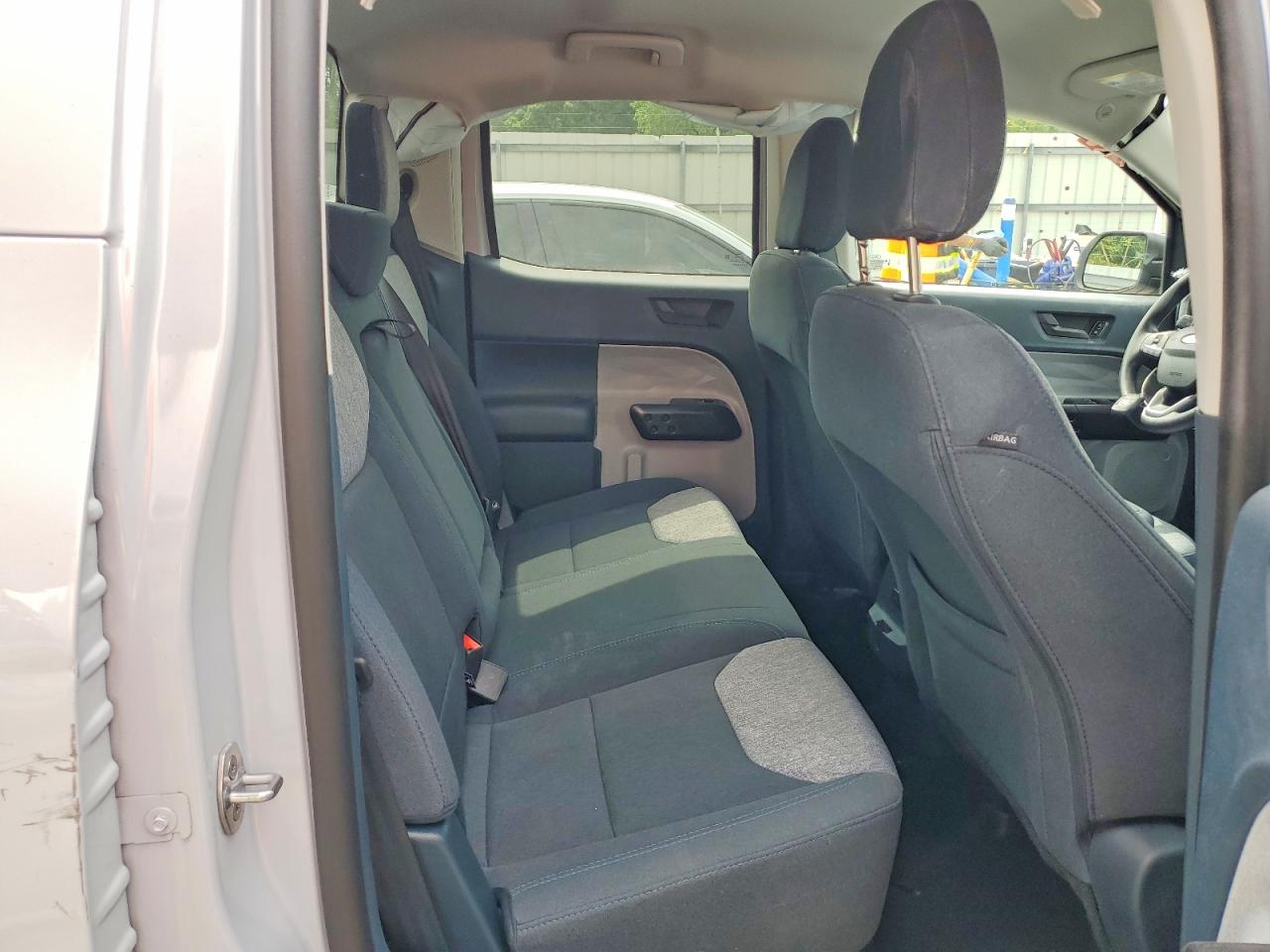 2025 Ford Maverick Xlt White vin: 3FTTW8H35SRA24483