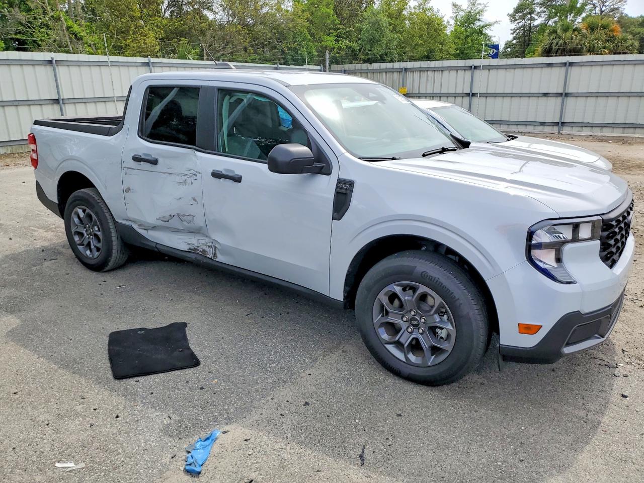 2025 Ford Maverick Xlt White vin: 3FTTW8H35SRA24483
