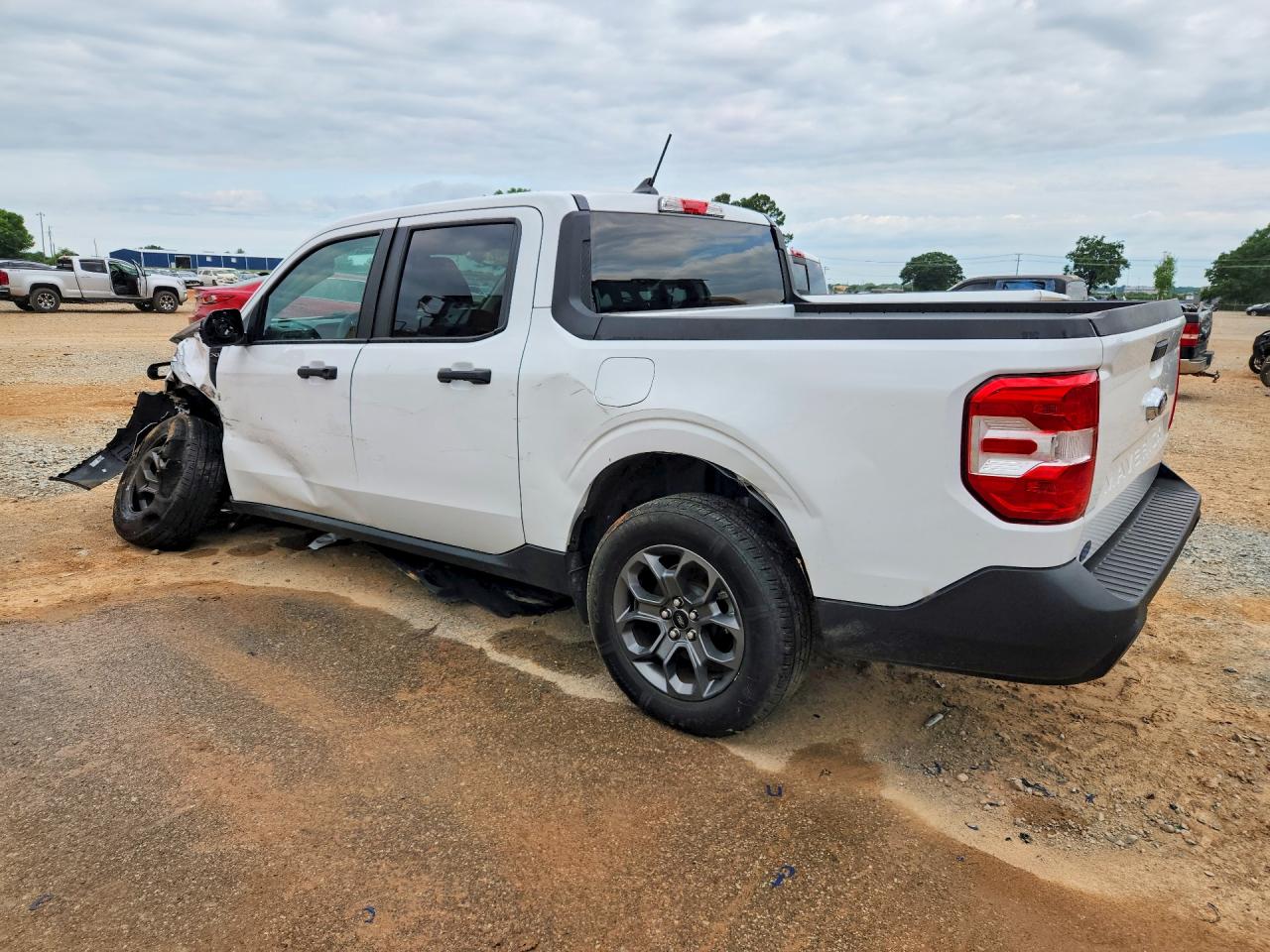 2024 Ford Maverick Xlt Белый vin: 3FTTW8H93RRA86124