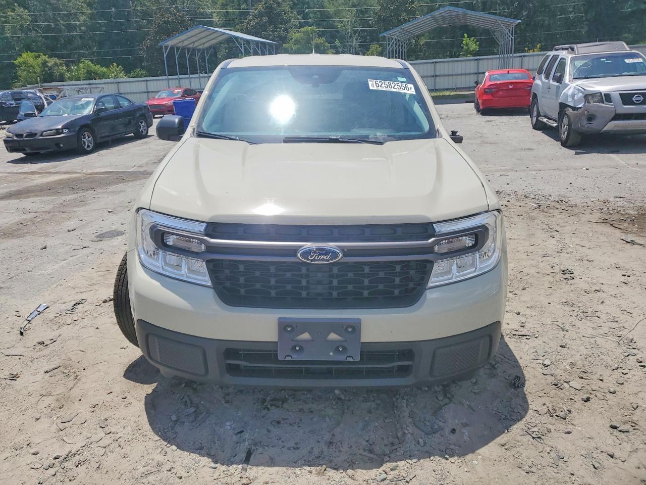 2024 Ford Maverick Xlt Beige vin: 3FTTW8H98RRA99662