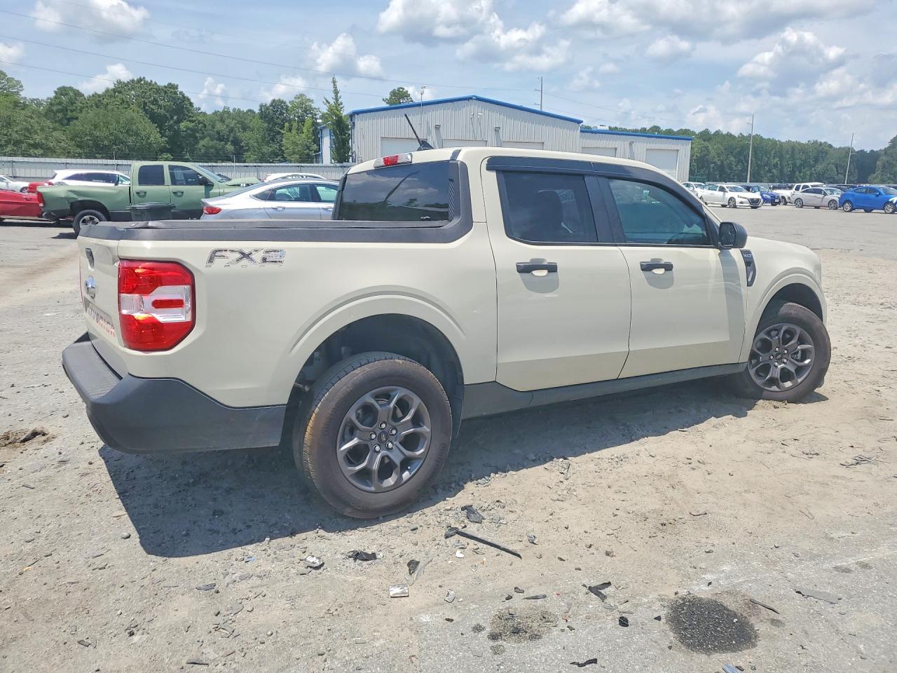 2024 Ford Maverick Xlt Beige vin: 3FTTW8H98RRA99662