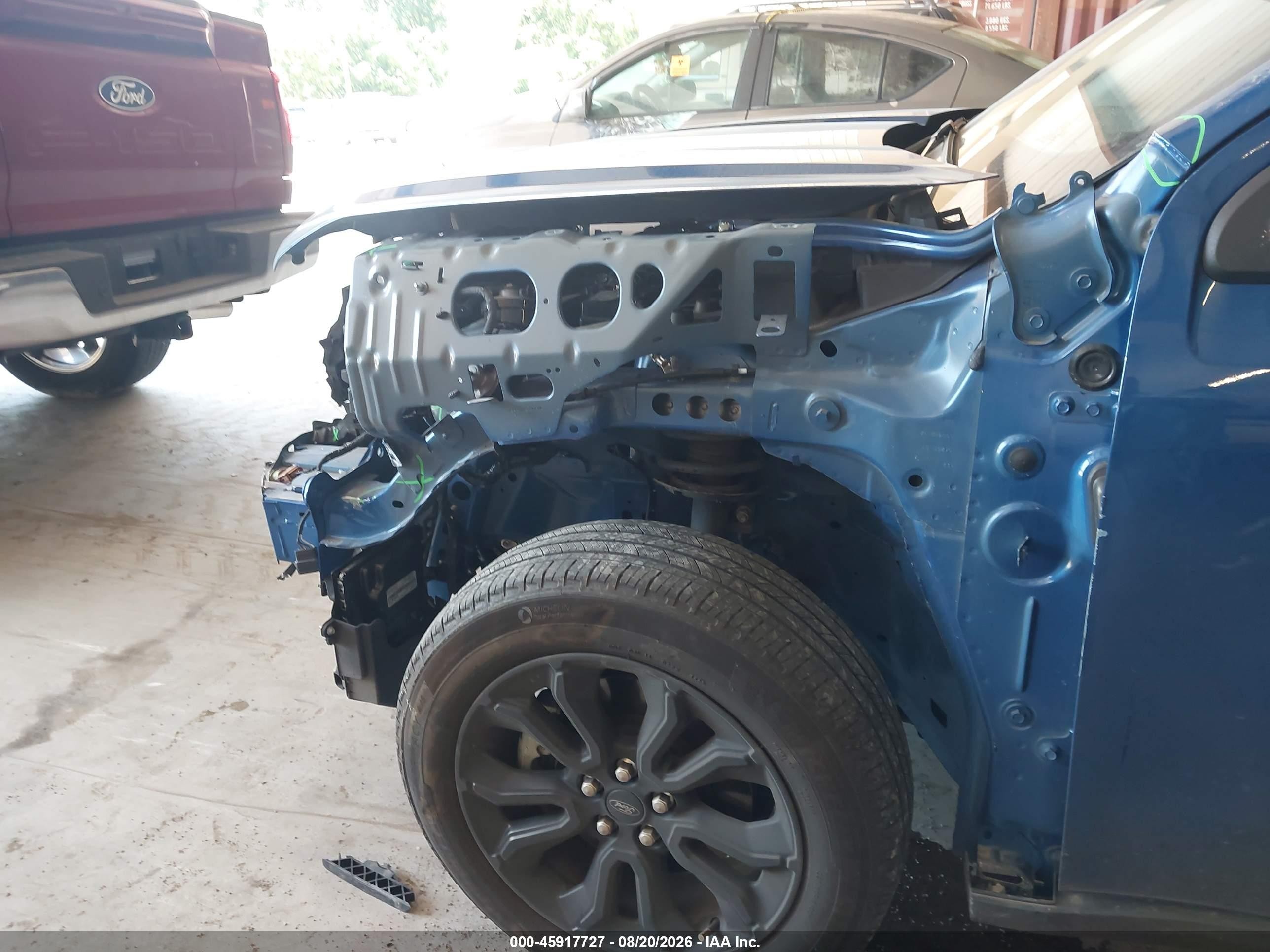 2024 Ford Maverick Xlt Blue vin: 3FTTW8J90RRA21922