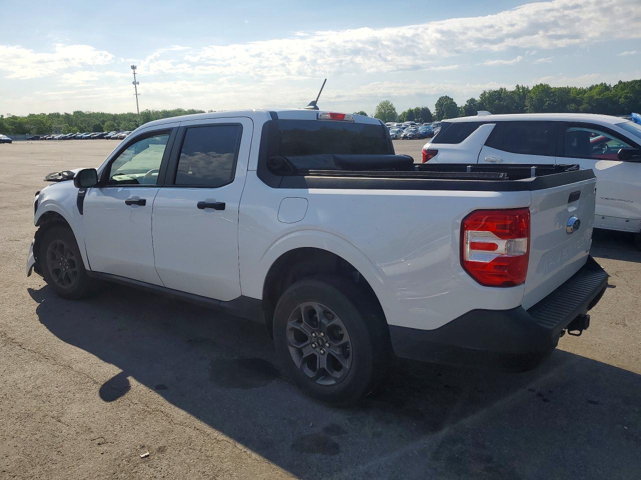 2024 Ford Maverick Xlt Белый vin: 3FTTW8J97RRA17785