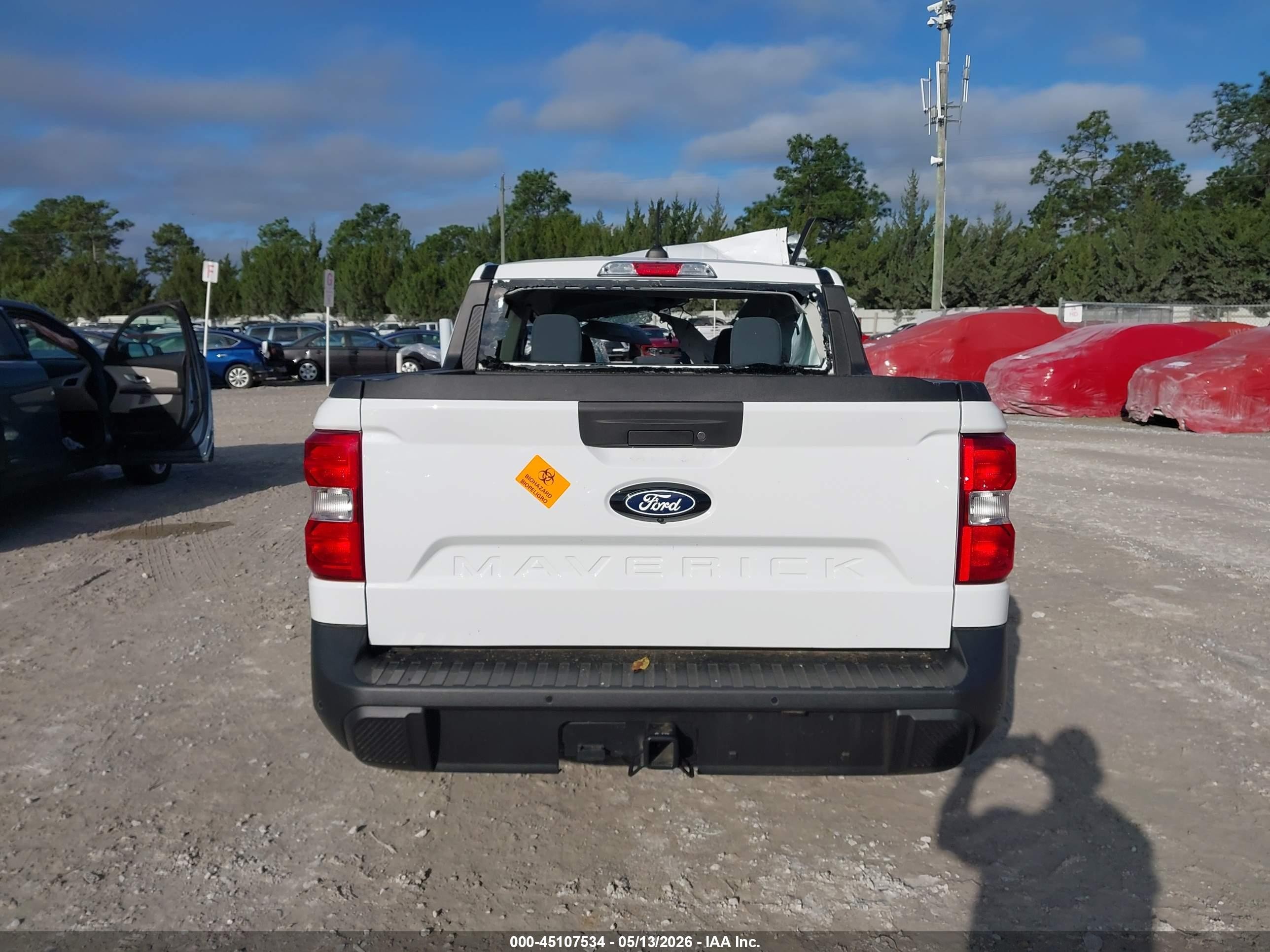 2025 Ford Maverick Xlt White vin: 3FTTW8JA6SRA93207