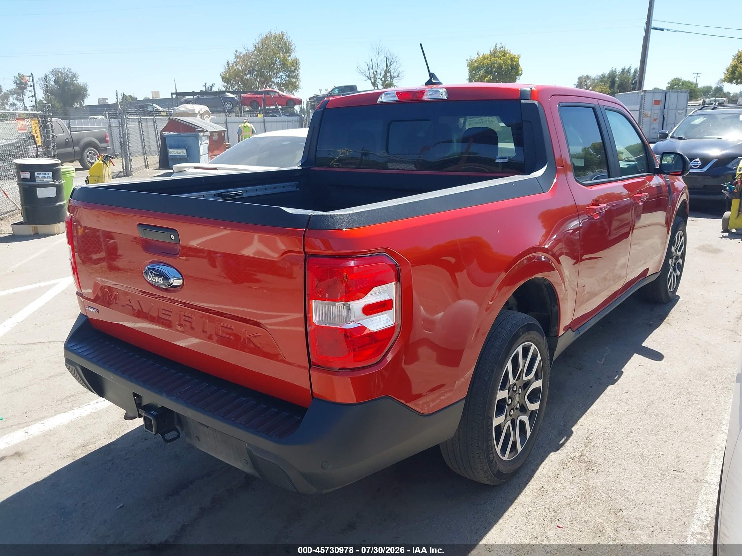 2024 Ford Maverick Lariat Orange vin: 3FTTW8M30RRA50523