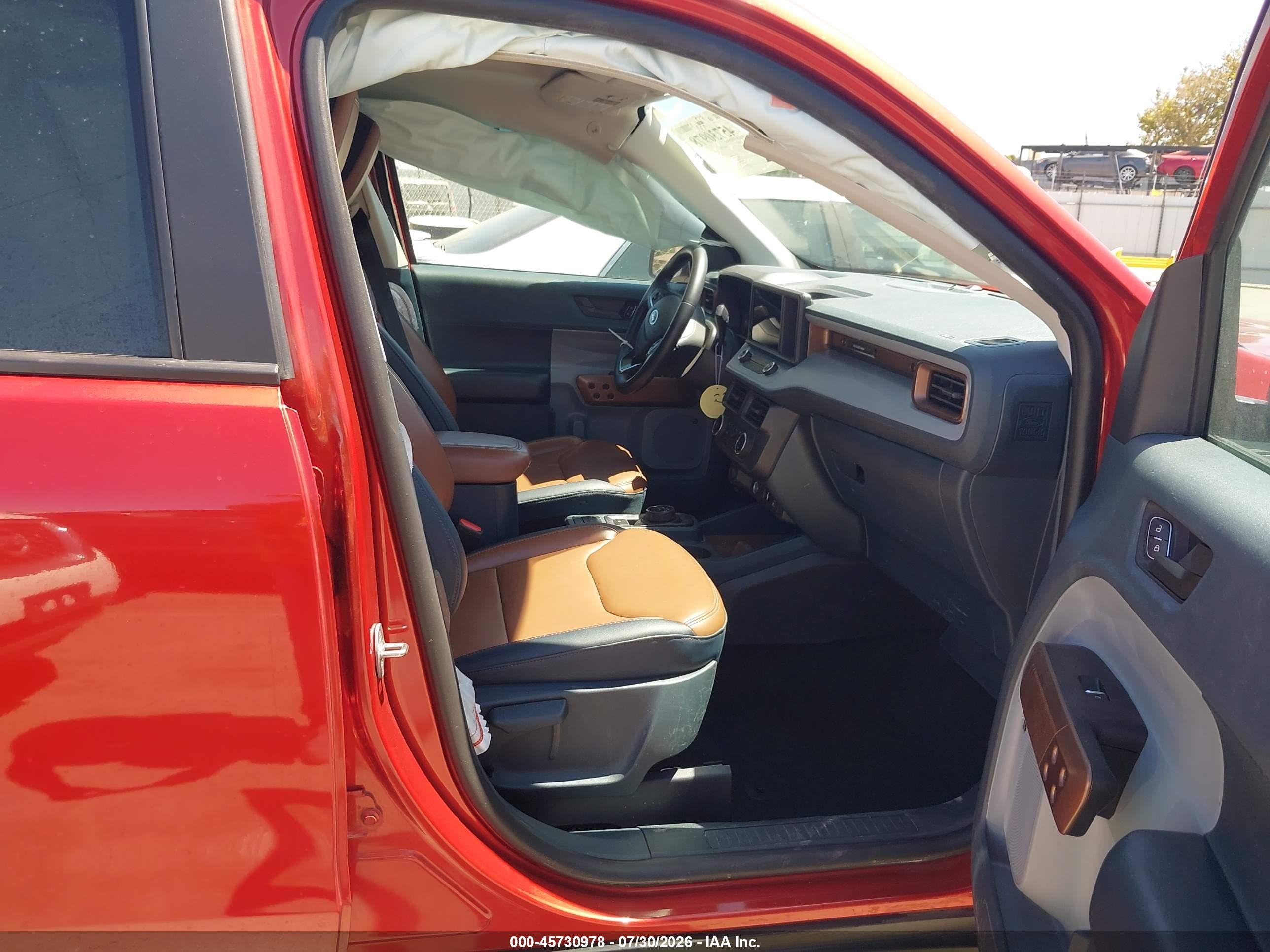 2024 Ford Maverick Lariat Orange vin: 3FTTW8M30RRA50523