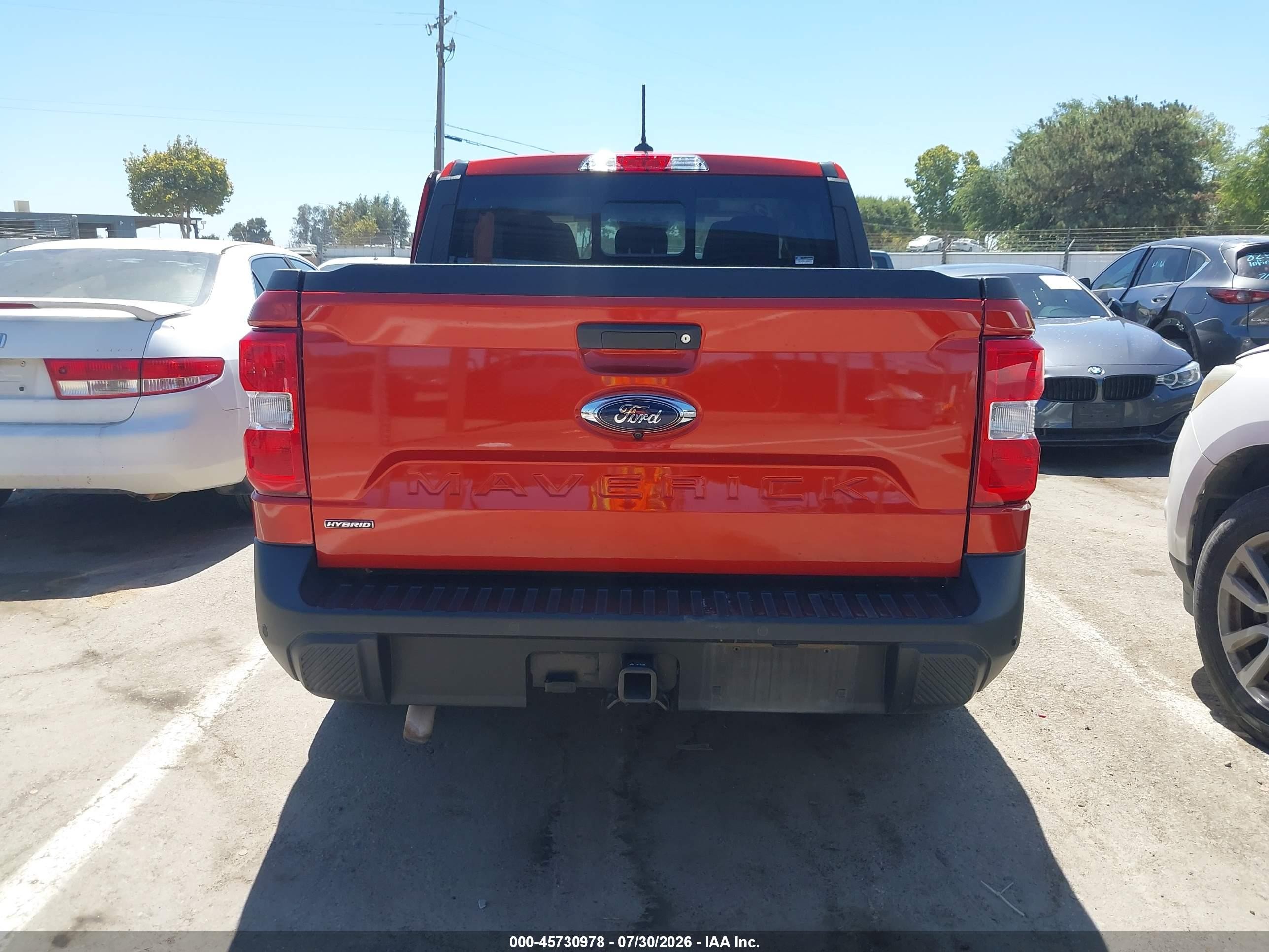 2024 Ford Maverick Lariat Orange vin: 3FTTW8M30RRA50523