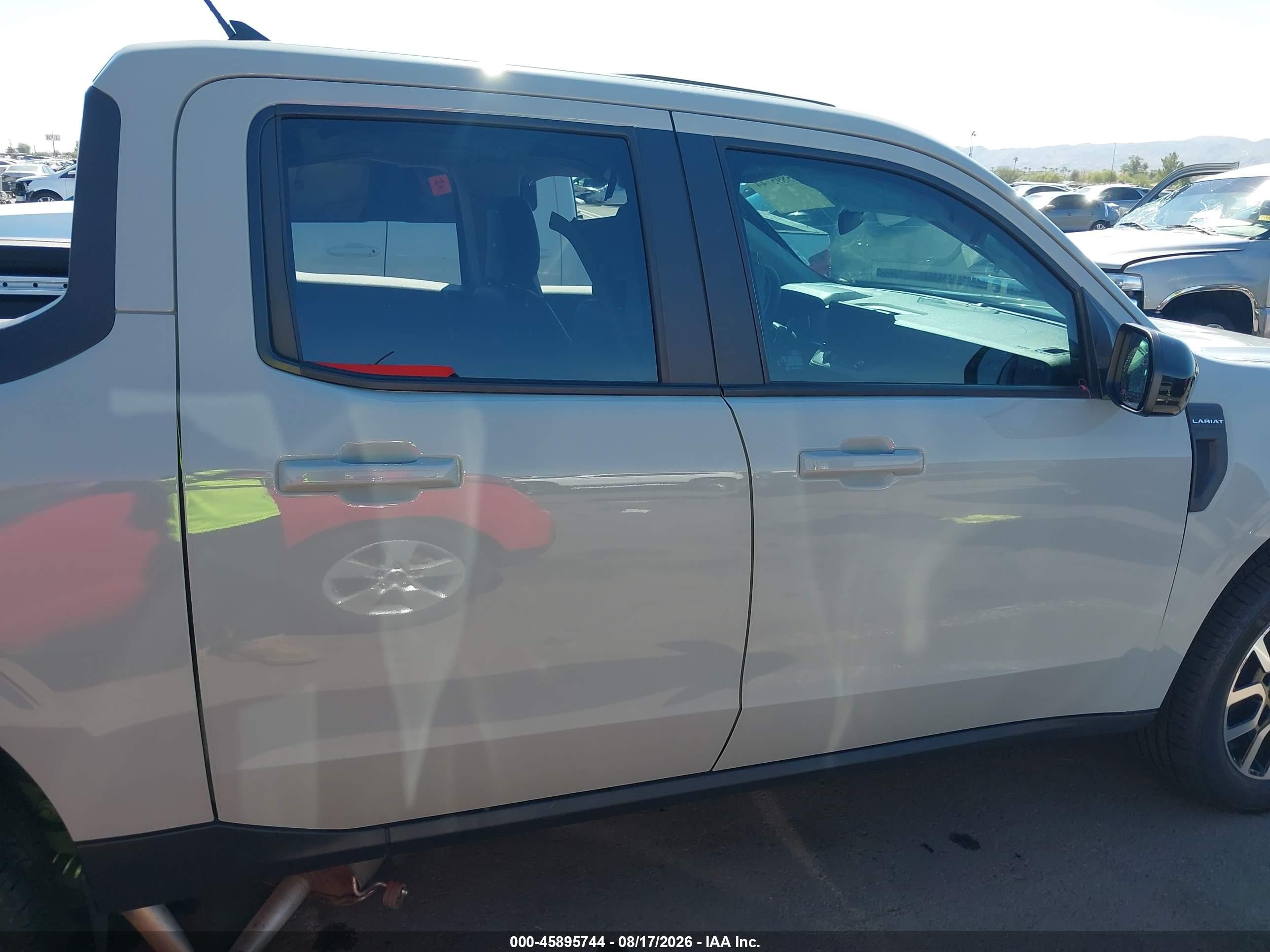 2024 Ford Maverick Lariat Silver vin: 3FTTW8M35RRA26234