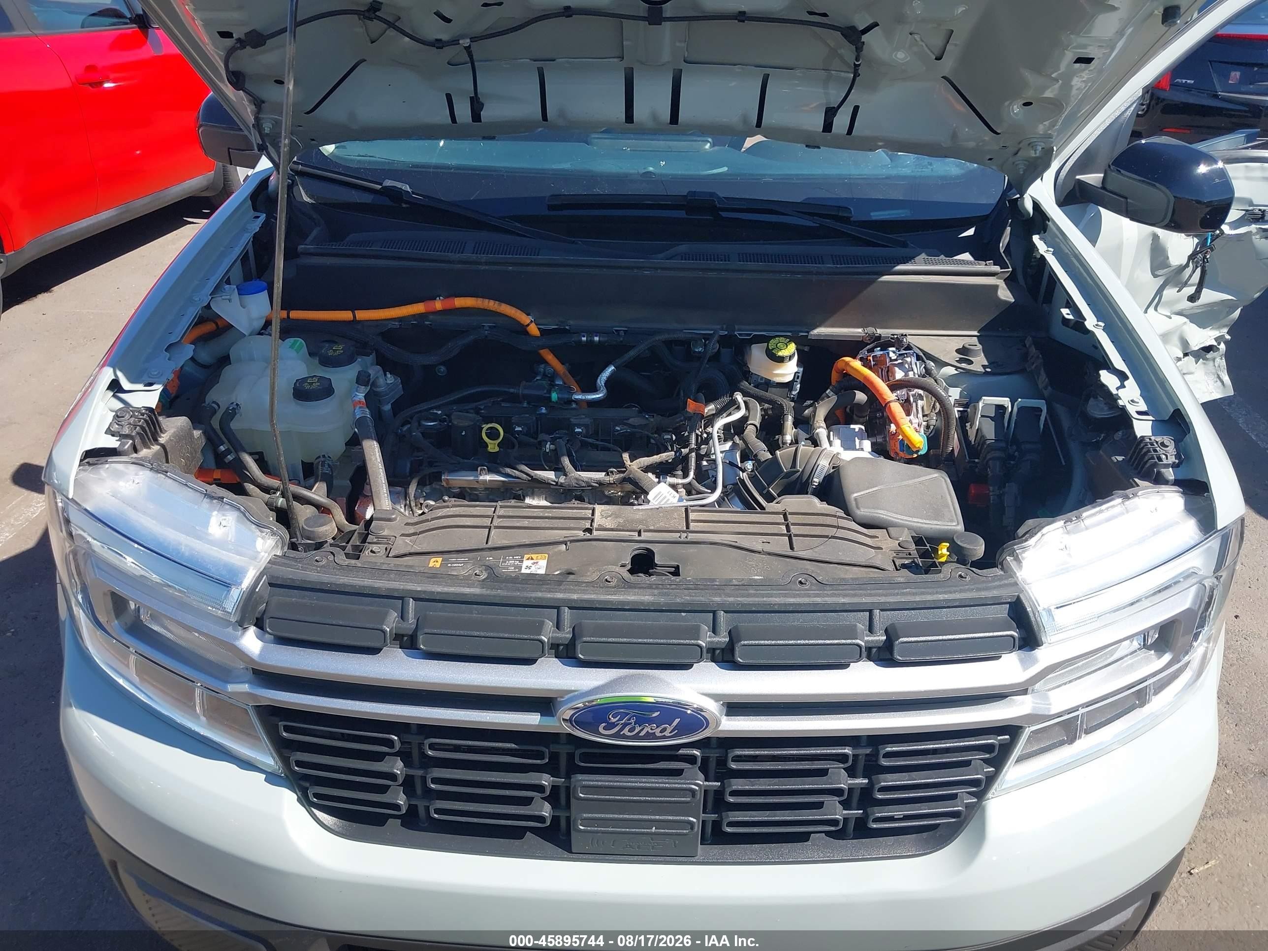 2024 Ford Maverick Lariat Silver vin: 3FTTW8M35RRA26234
