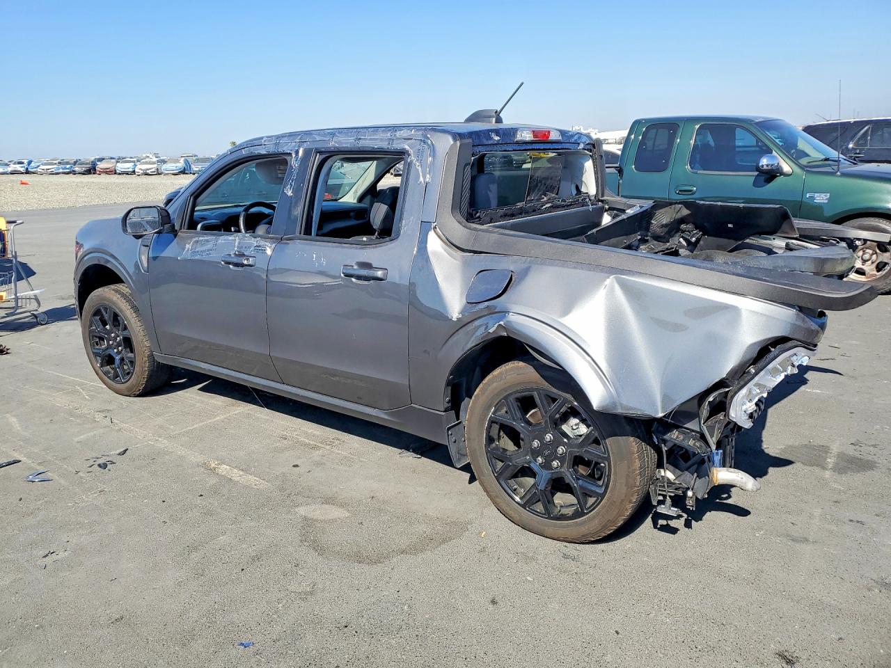 2025 Ford Maverick Lariat Gray vin: 3FTTW8S36SRA19110