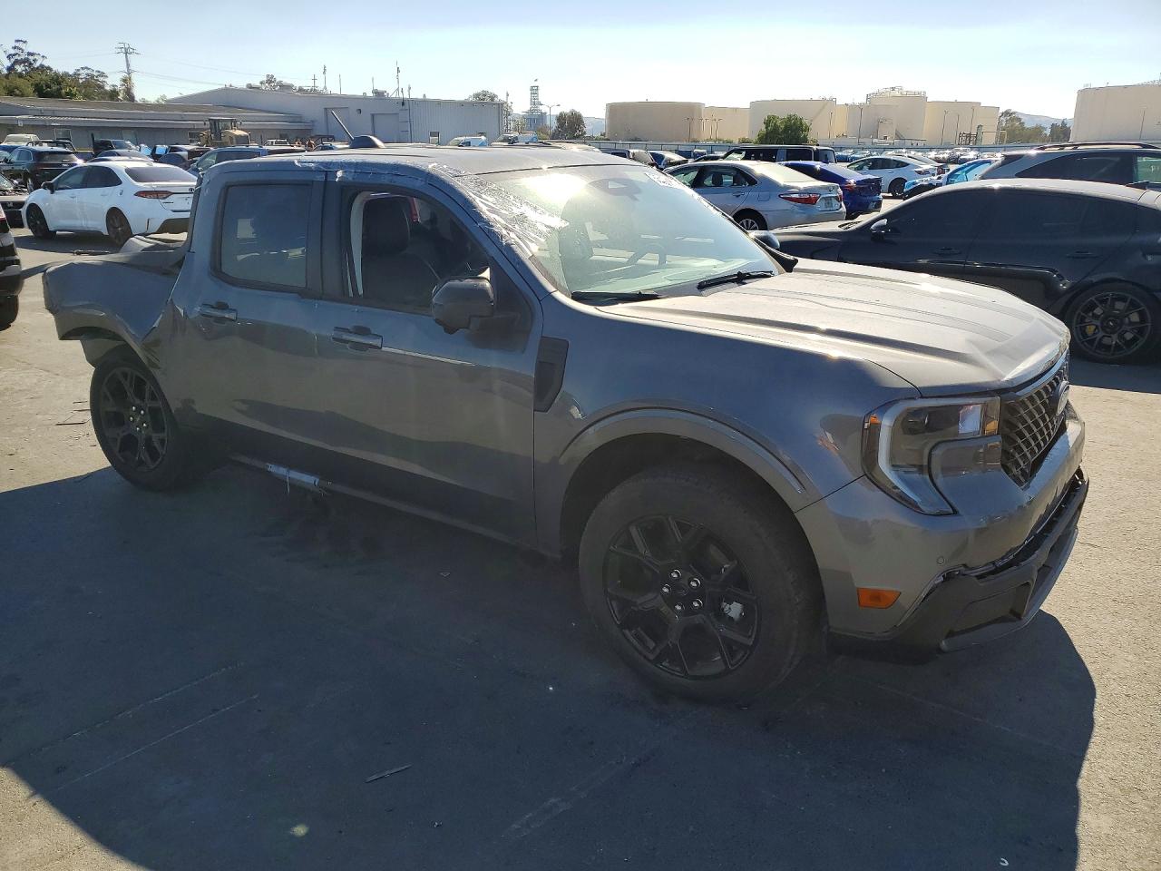 2025 Ford Maverick Lariat Gray vin: 3FTTW8S36SRA19110
