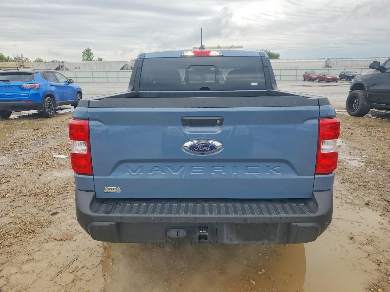 2024 Ford Maverick Lariat Blue vin: 3FTTW8S93RRA06569
