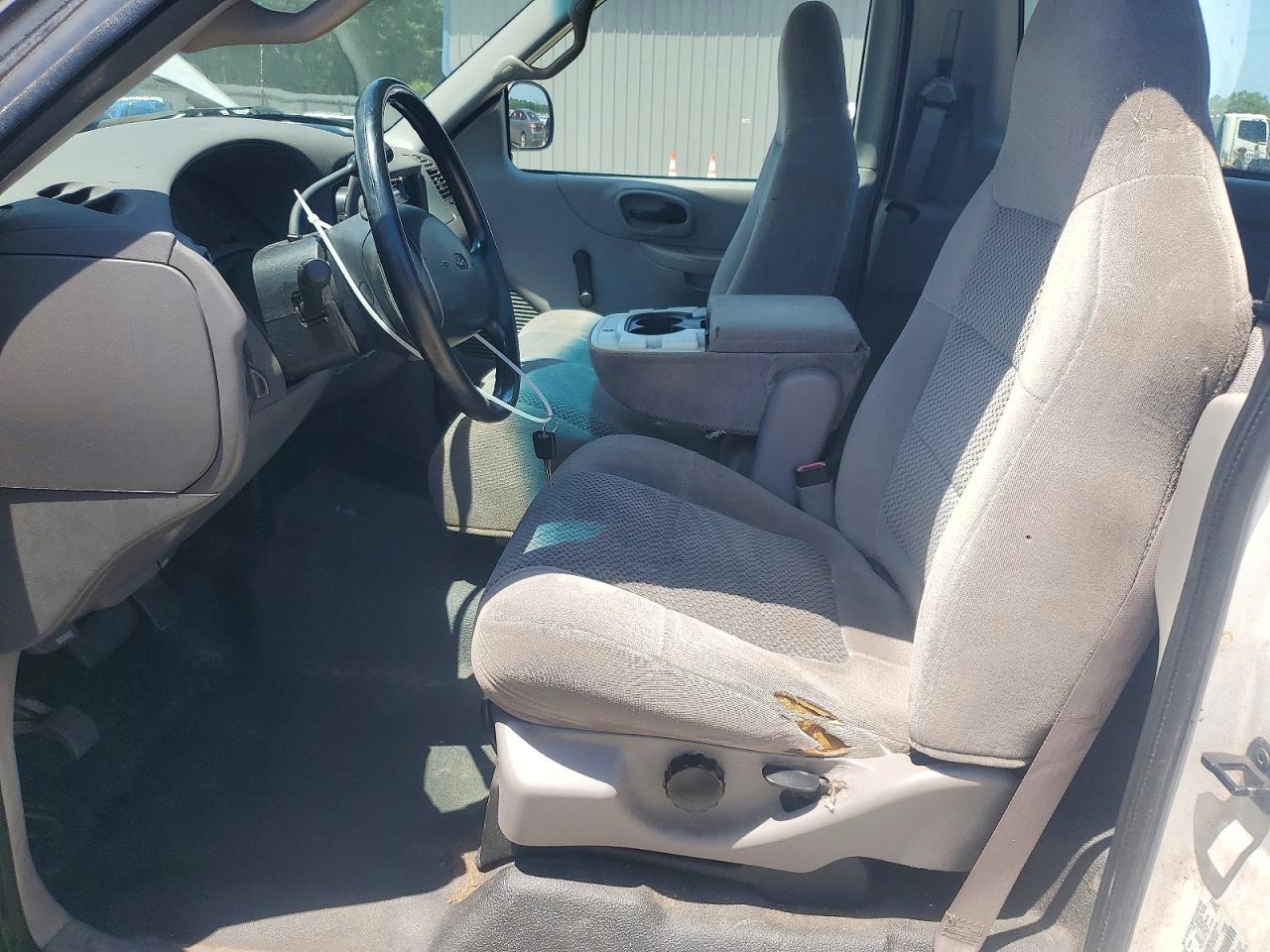 2001 Ford F150 Белый vin: 3FTZF17251MA66075