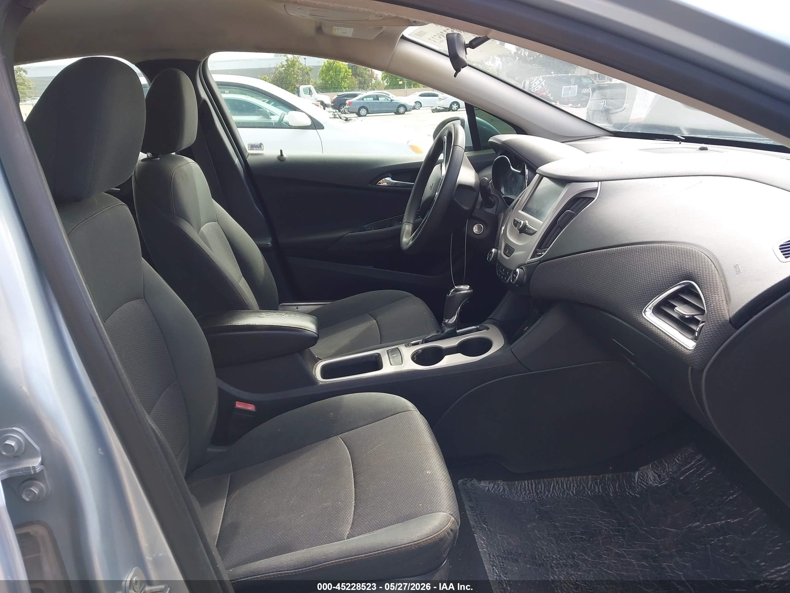2017 Chevrolet Cruze Ls Auto Silver vin: 3G1BC5SM3HS560282