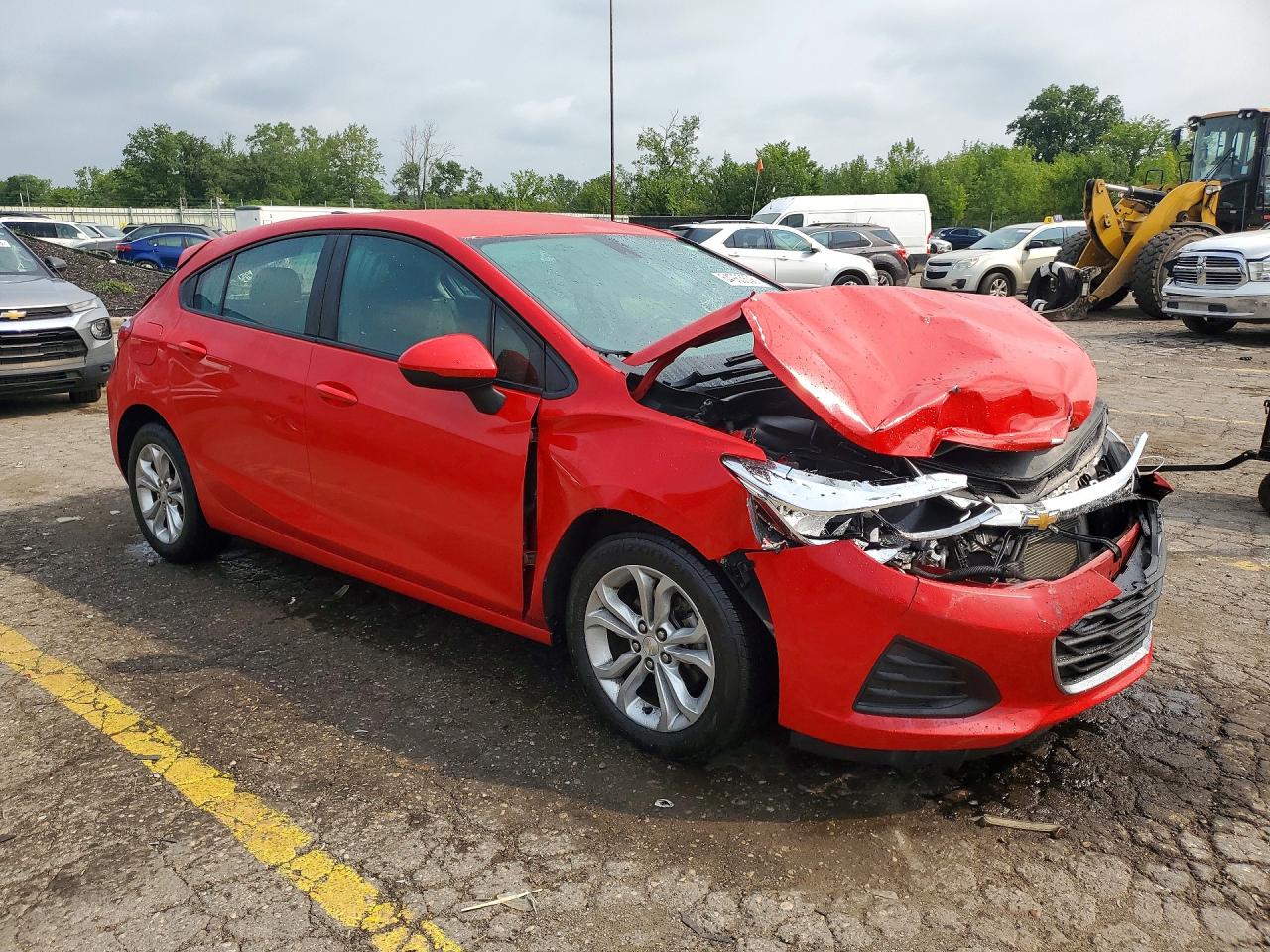 2019 Chevrolet Cruze Ls Red vin: 3G1BC6SM5KS575122