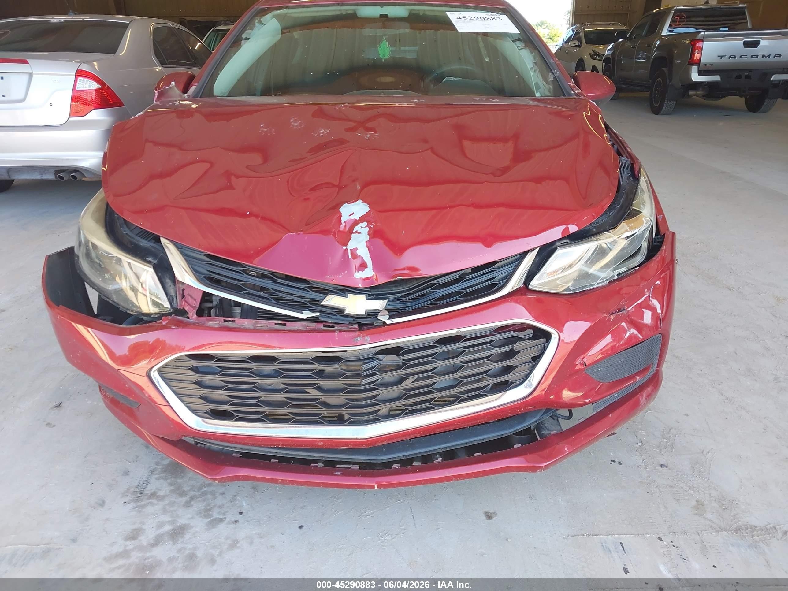 2018 Chevrolet Cruze Lt Auto Красный vin: 3G1BE6SM2JS655065