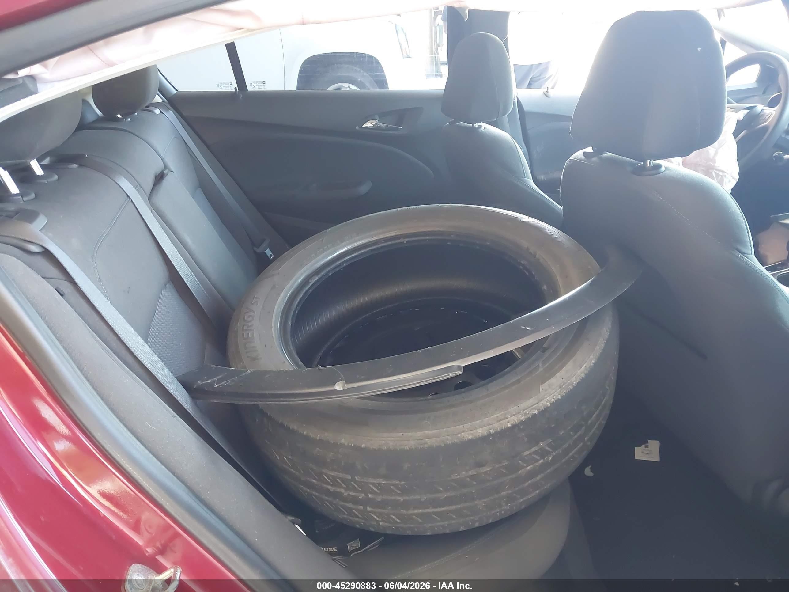 2018 Chevrolet Cruze Lt Auto Красный vin: 3G1BE6SM2JS655065