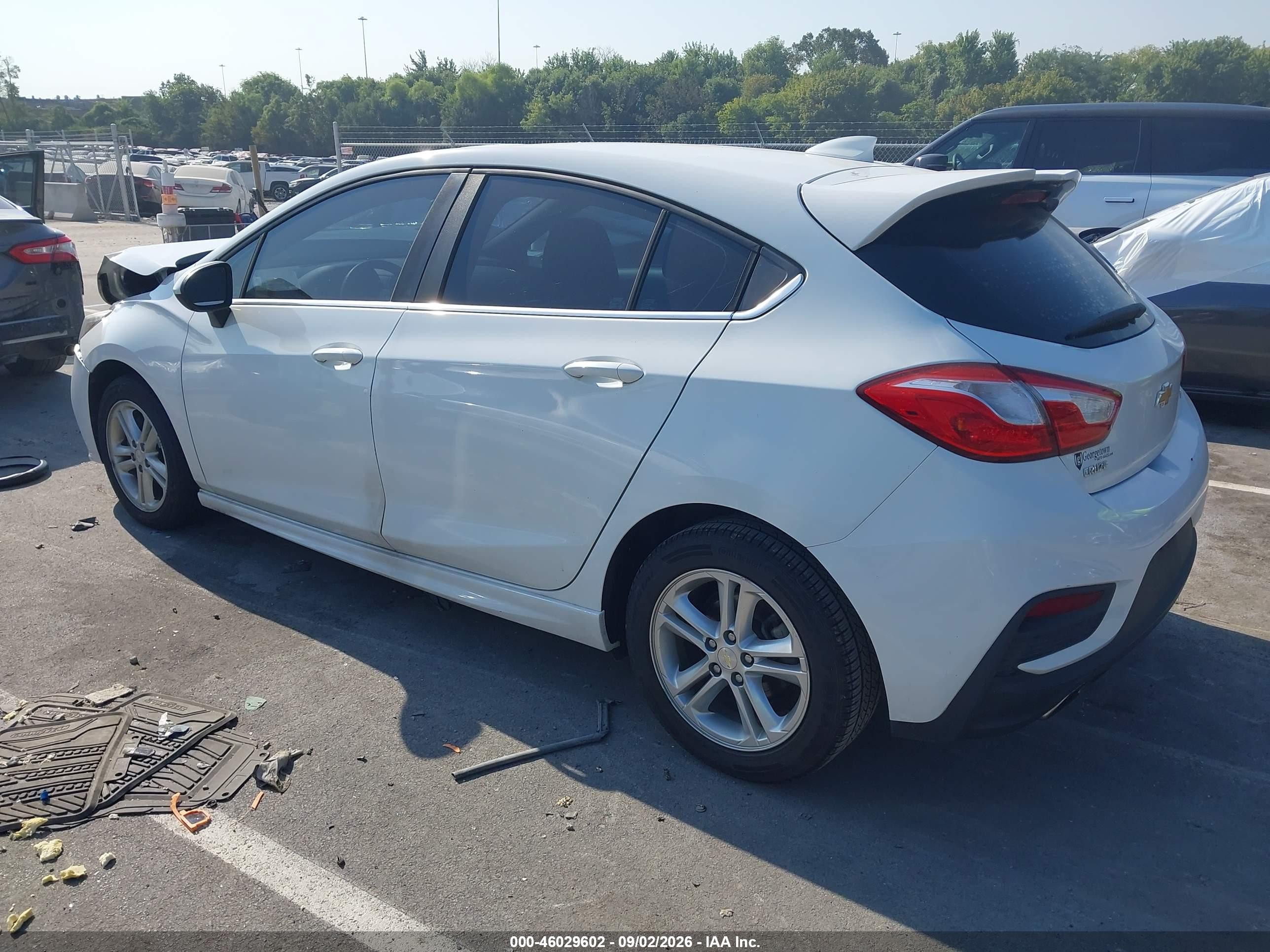 2017 Chevrolet Cruze Lt Auto White vin: 3G1BE6SM3HS578183