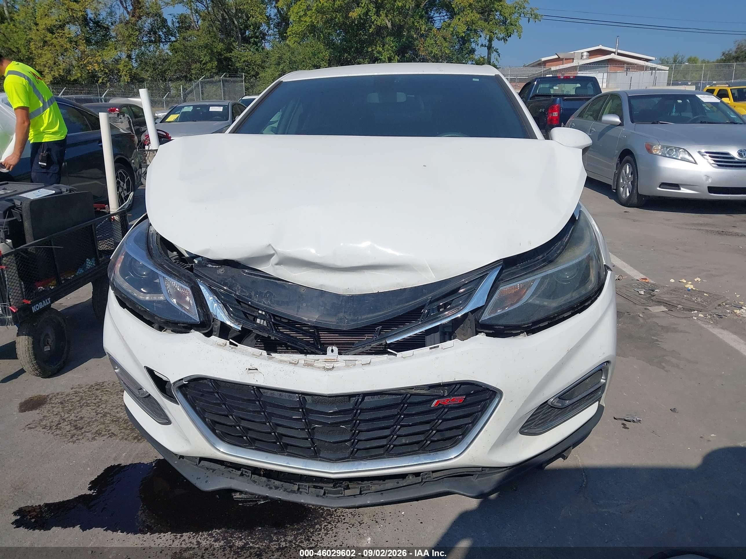 2017 Chevrolet Cruze Lt Auto White vin: 3G1BE6SM3HS578183