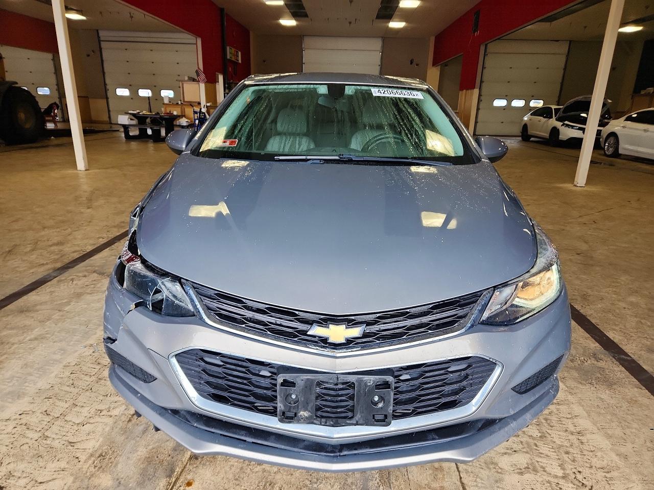 2017 Chevrolet Cruze Lt Gray vin: 3G1BE6SM6HS565573