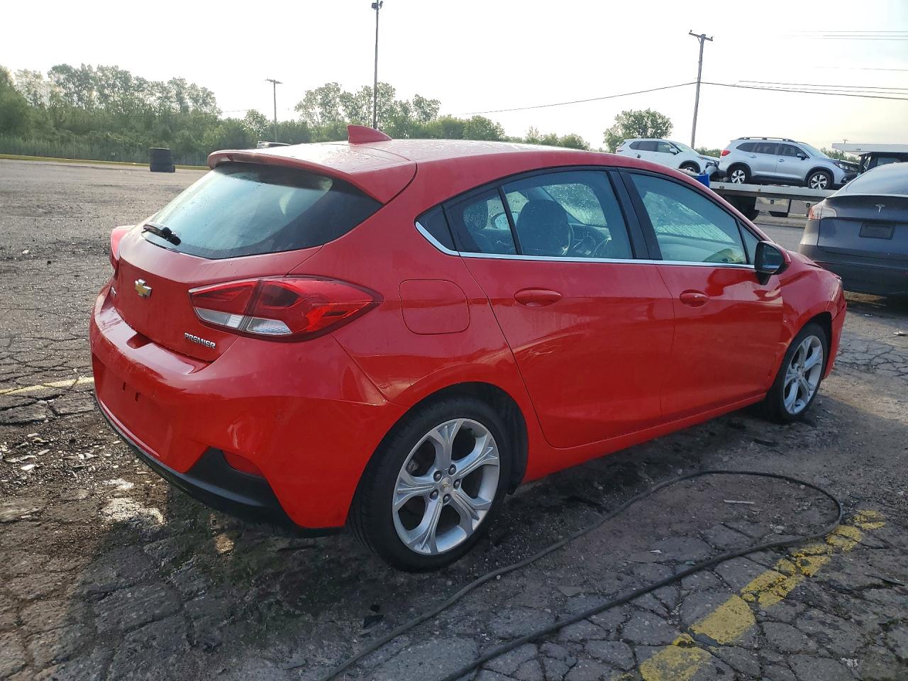 2019 Chevrolet Cruze Premier Red vin: 3G1BF6SM0KS563936