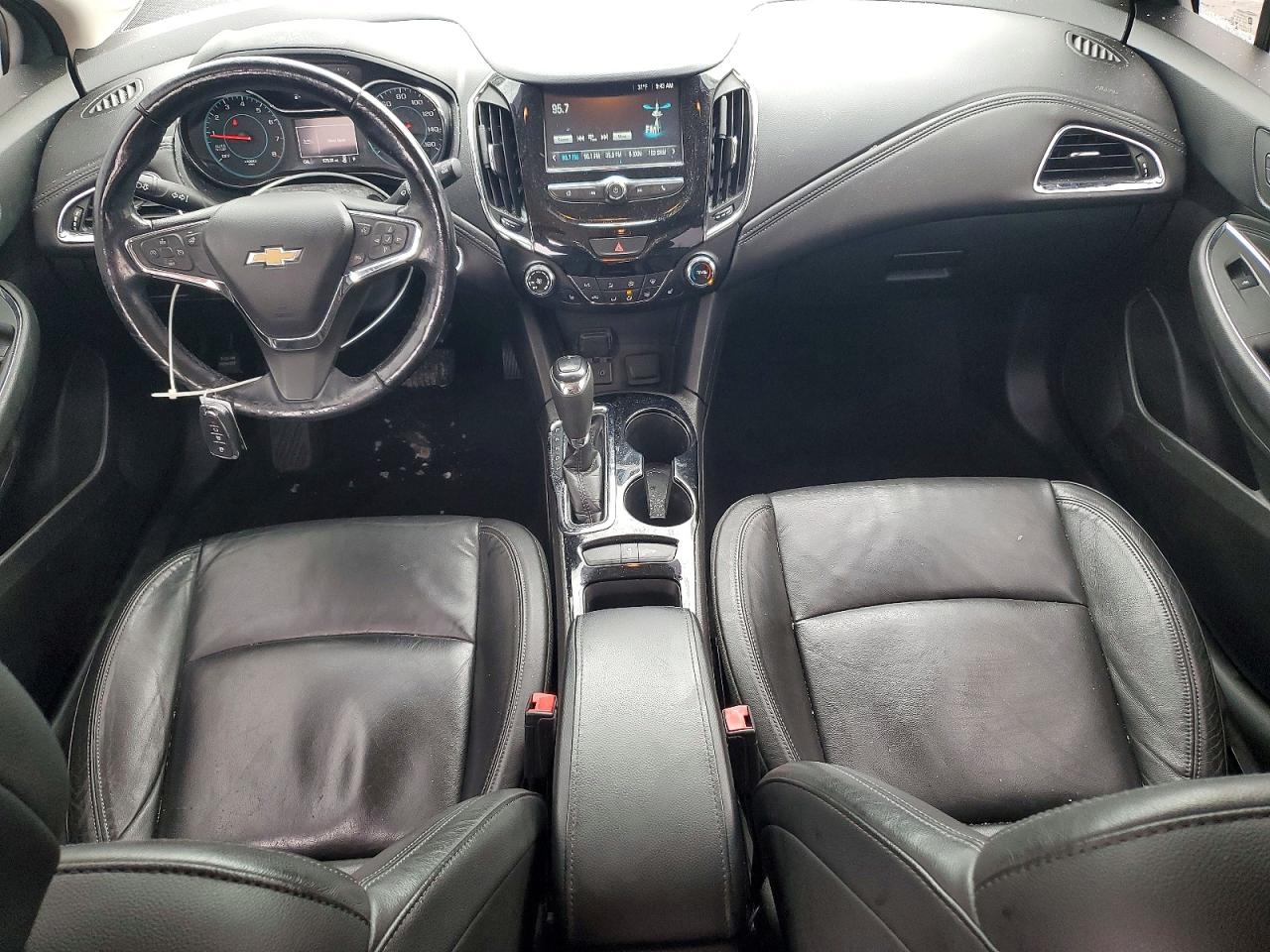 2018 Chevrolet Cruze Premier White vin: 3G1BF6SM2JS643284