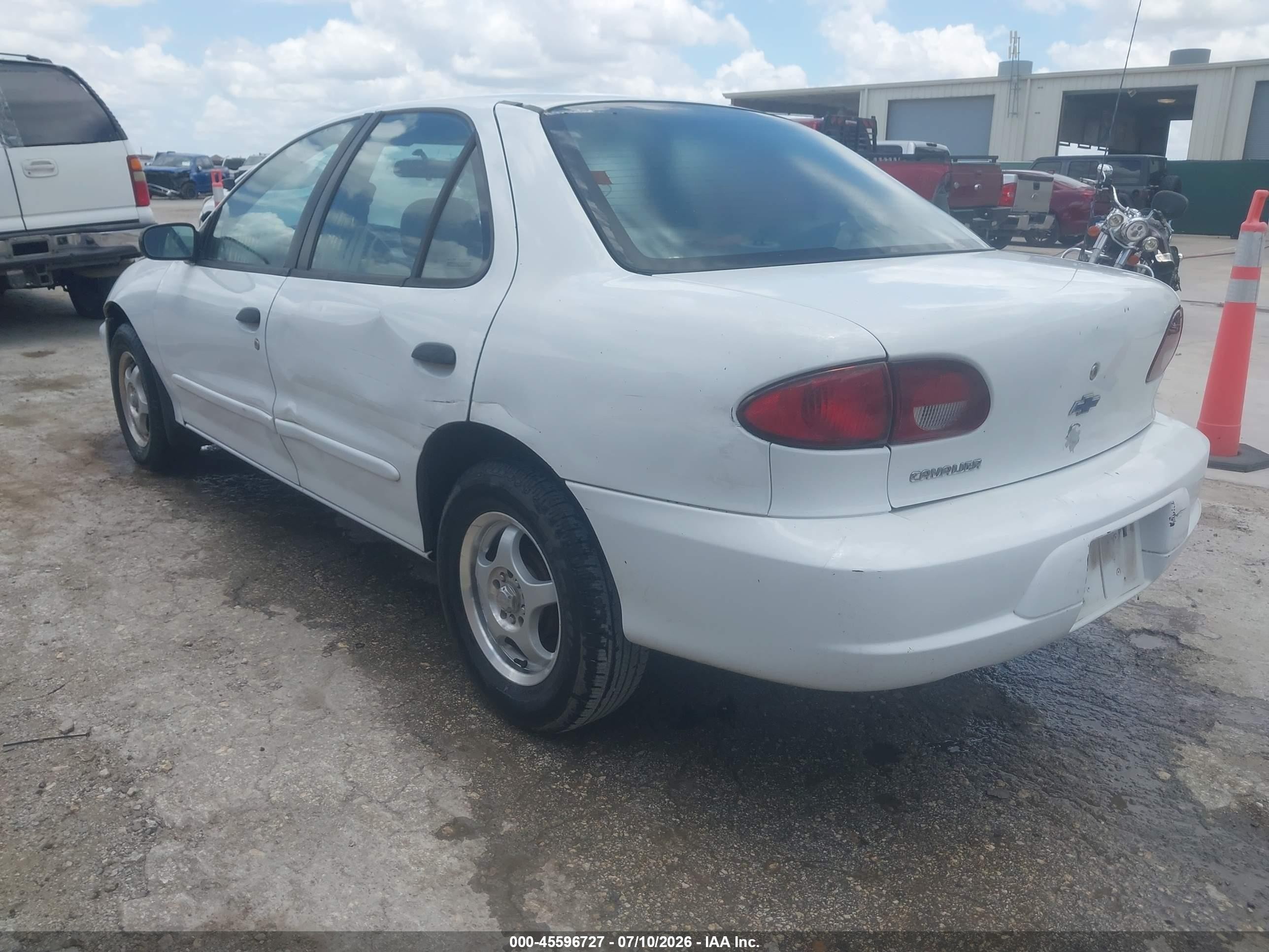 2000 Chevrolet Cavalier   White vin: 3G1JC5242YS162122
