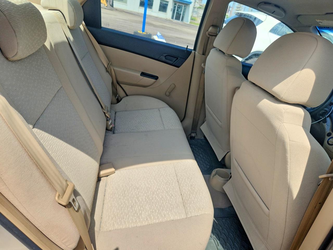 2009 Chevrolet Aveo Beige vin: 3G1TV55E99L120193