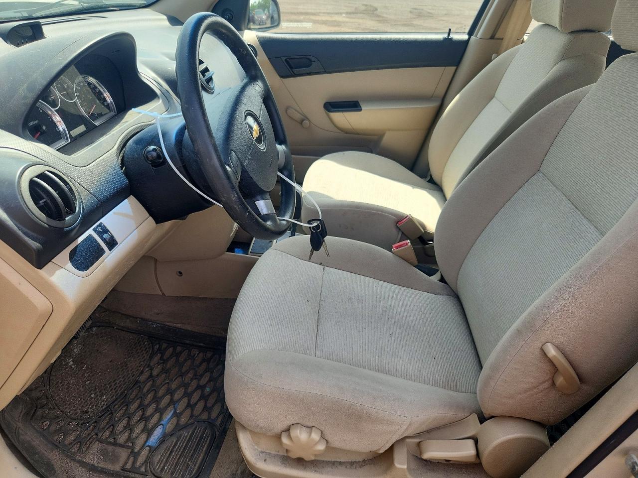 2009 Chevrolet Aveo Beige vin: 3G1TV55E99L120193