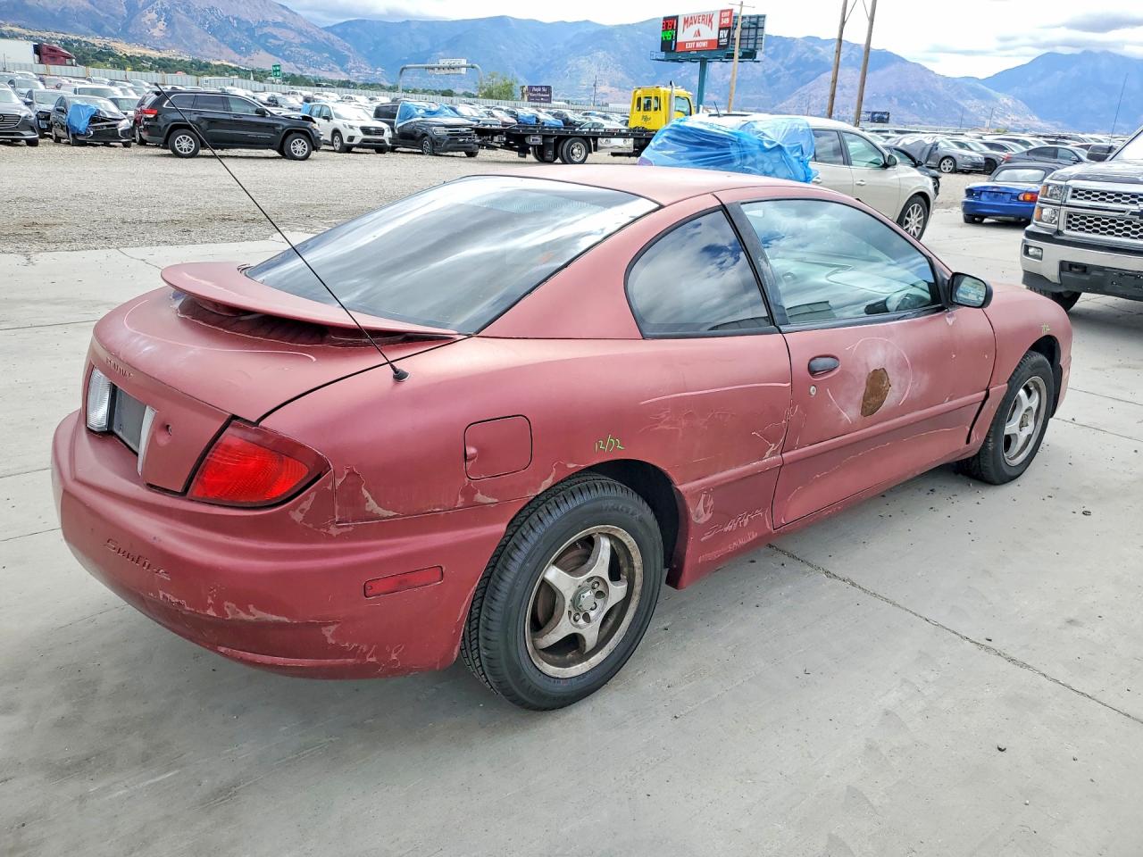 2005 Pontiac Sunfire Red vin: 3G2JB12F35S110423