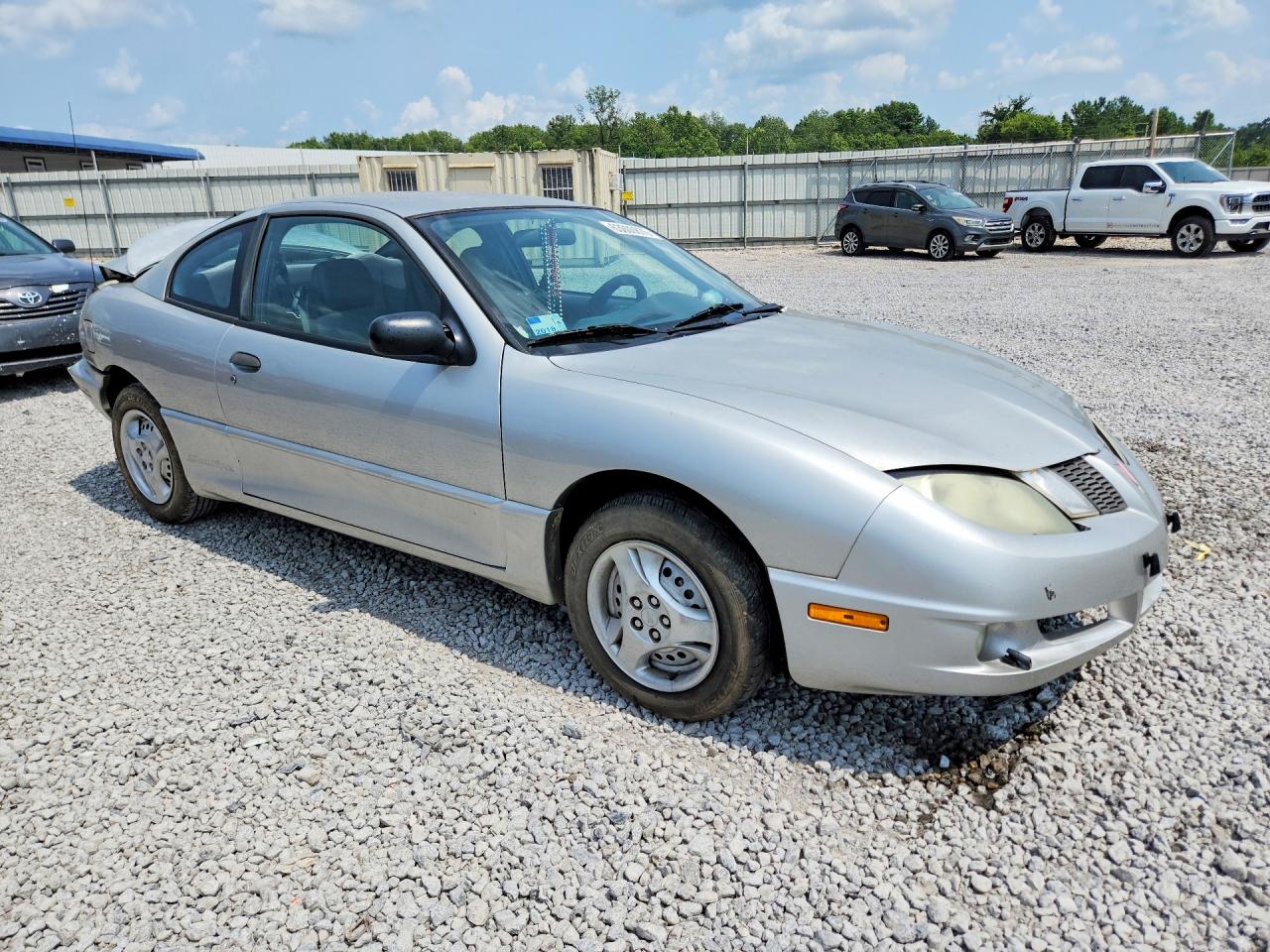 2005 Pontiac Sunfire Silver vin: 3G2JB12F35S202535