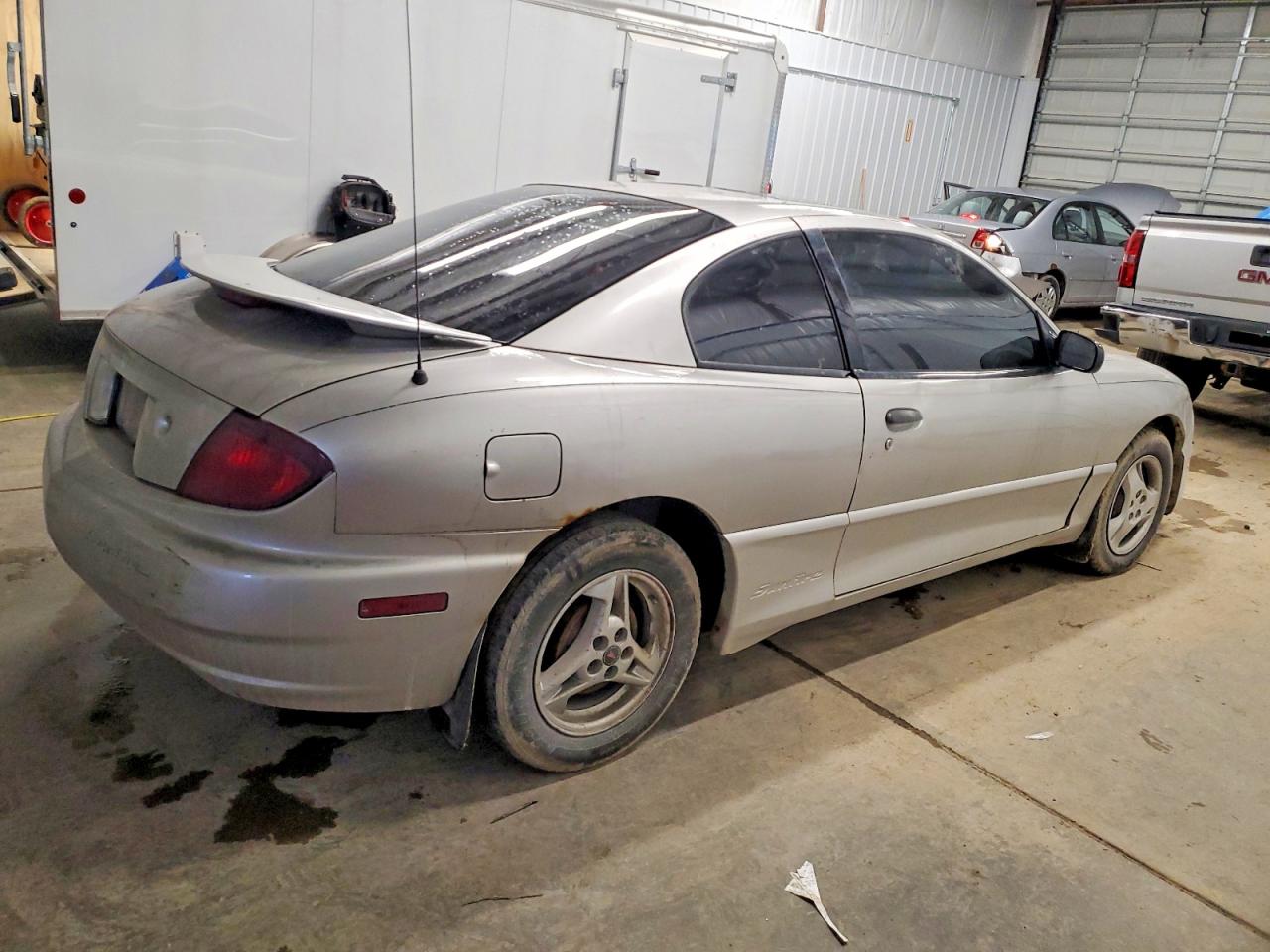 2005 Pontiac Sunfire Silver vin: 3G2JB12F55S170929