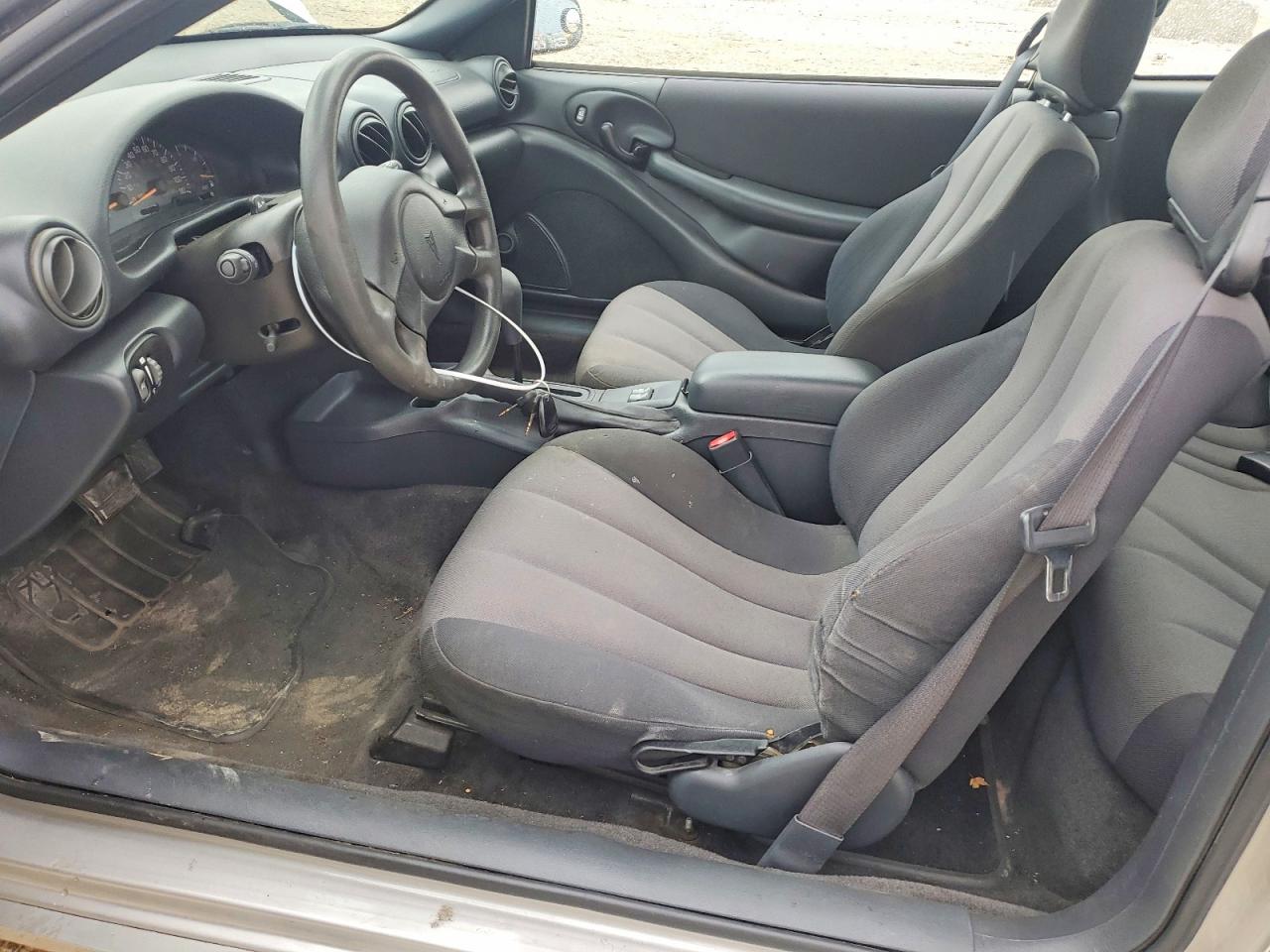 2005 Pontiac Sunfire Silver vin: 3G2JB12F65S215683