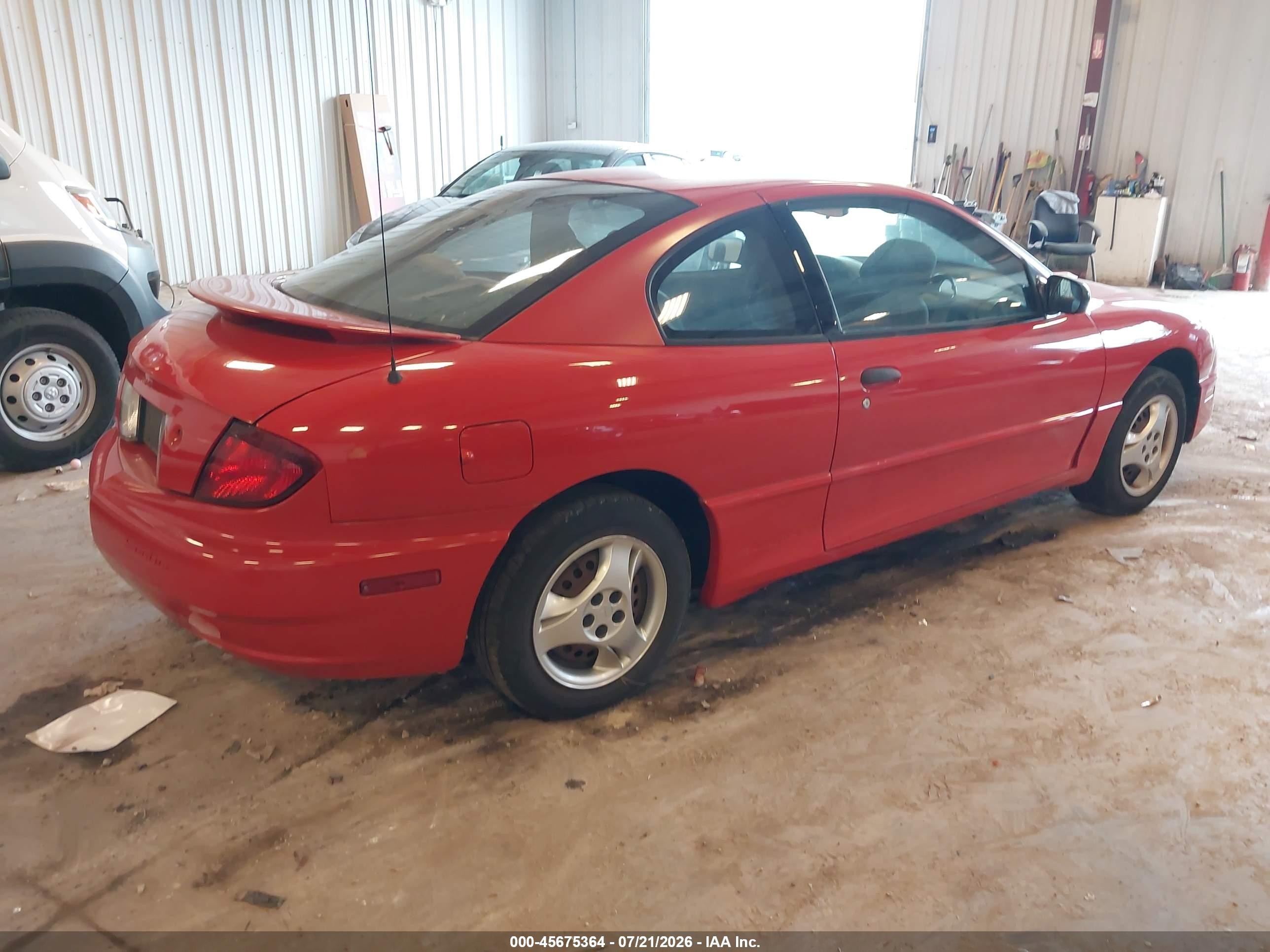 2005 Pontiac Sunfire   Red vin: 3G2JB12F85S113219