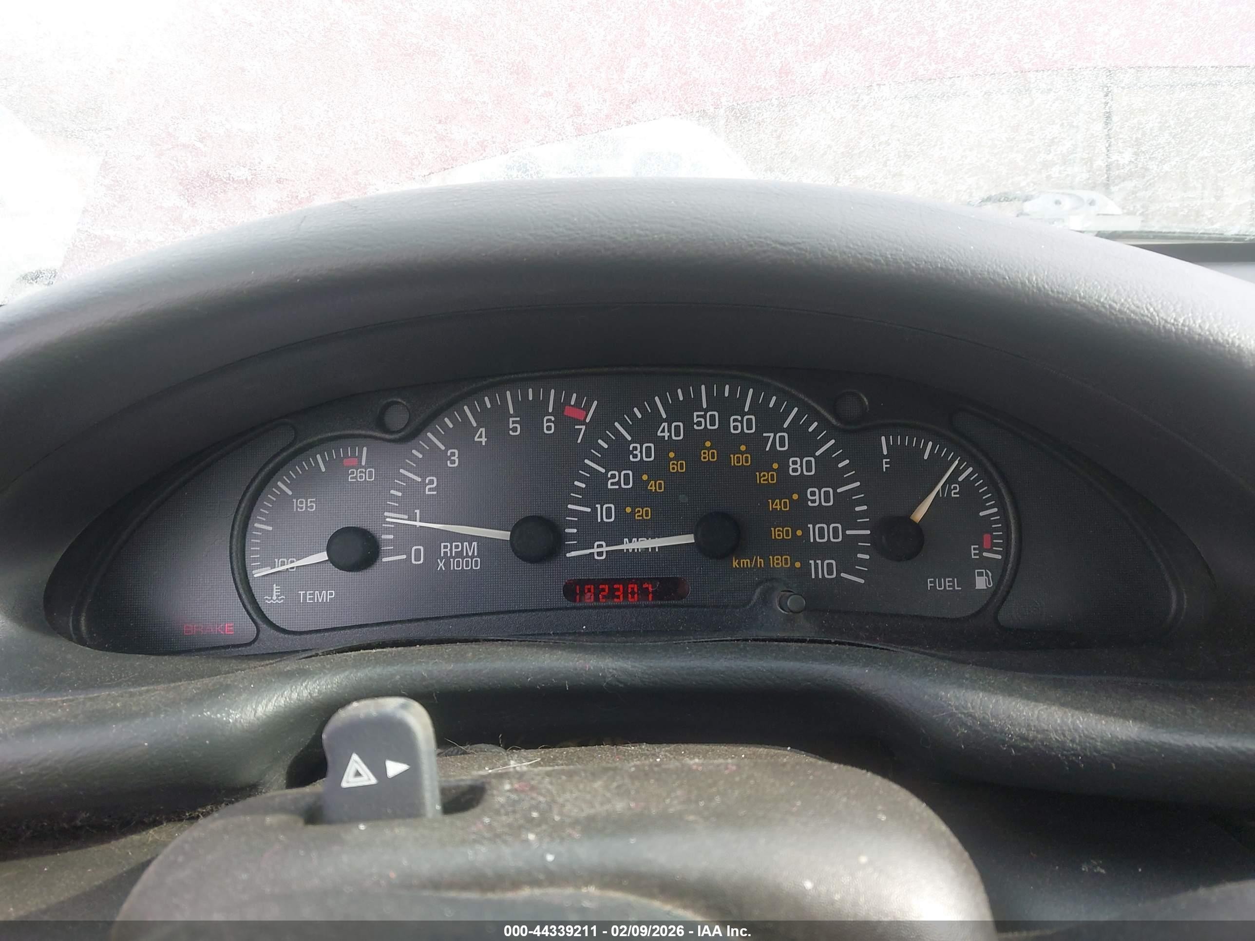 2005 Pontiac Sunfire   Maroon vin: 3G2JB12FX5S185832